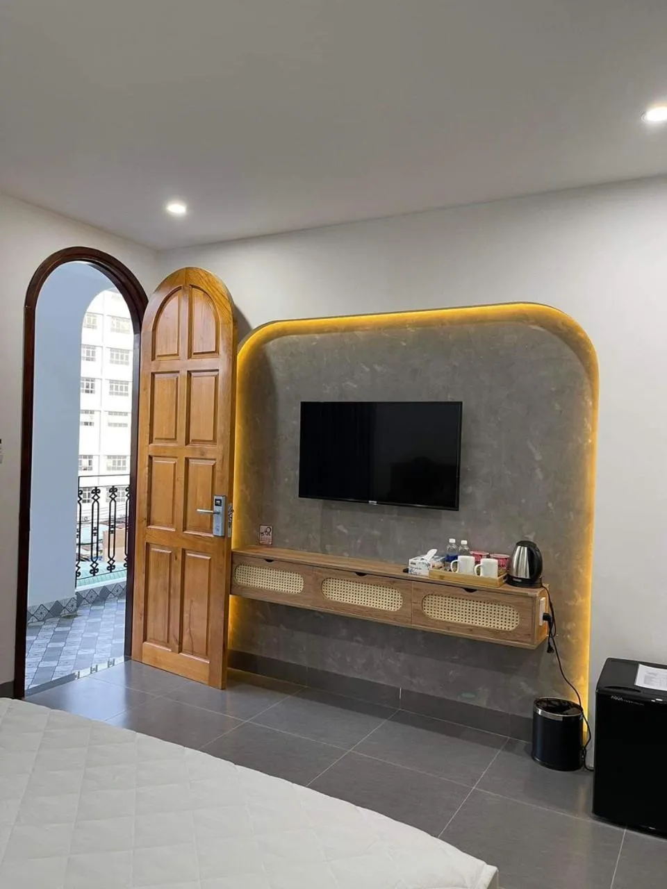 Coffee/tea facilities, Bed in Mai Hotel