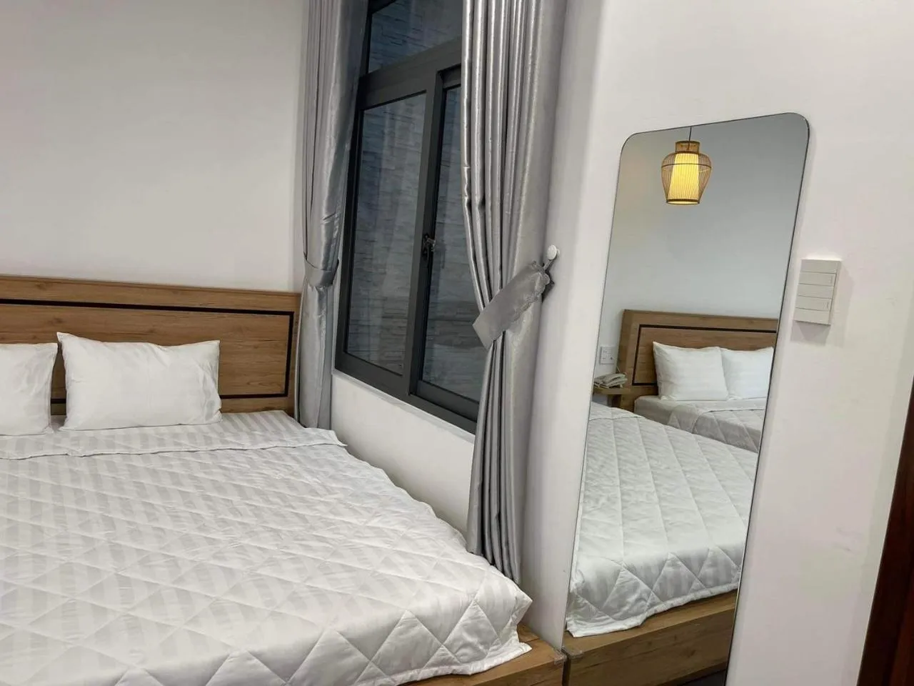 Bedroom, Bed in Mai Hotel