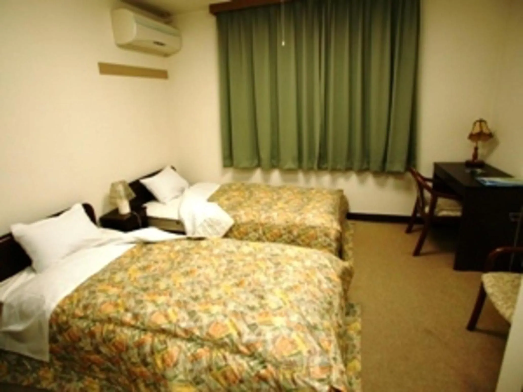 Bed in iseshima youth hostel