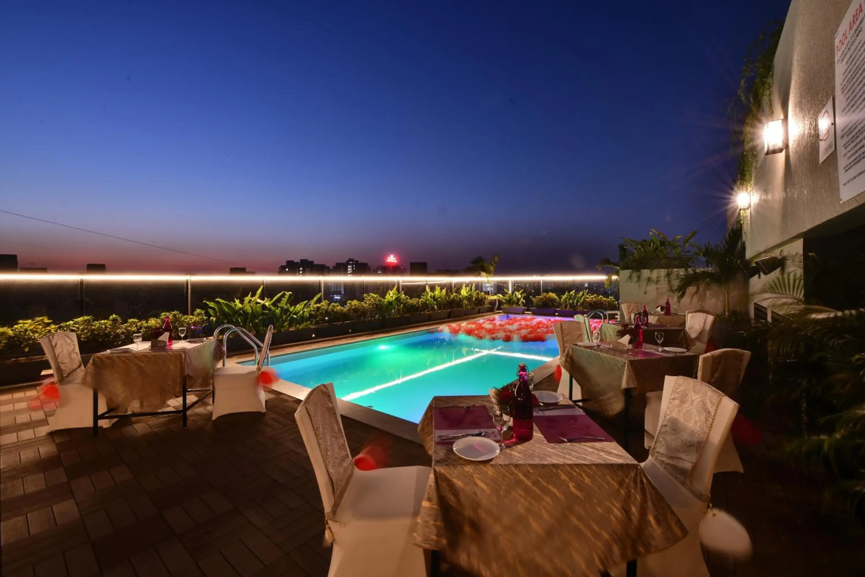 Swimming pool in Regenta Fairlark Vadodara Swimming pool in Regenta Fairlark Vadodara