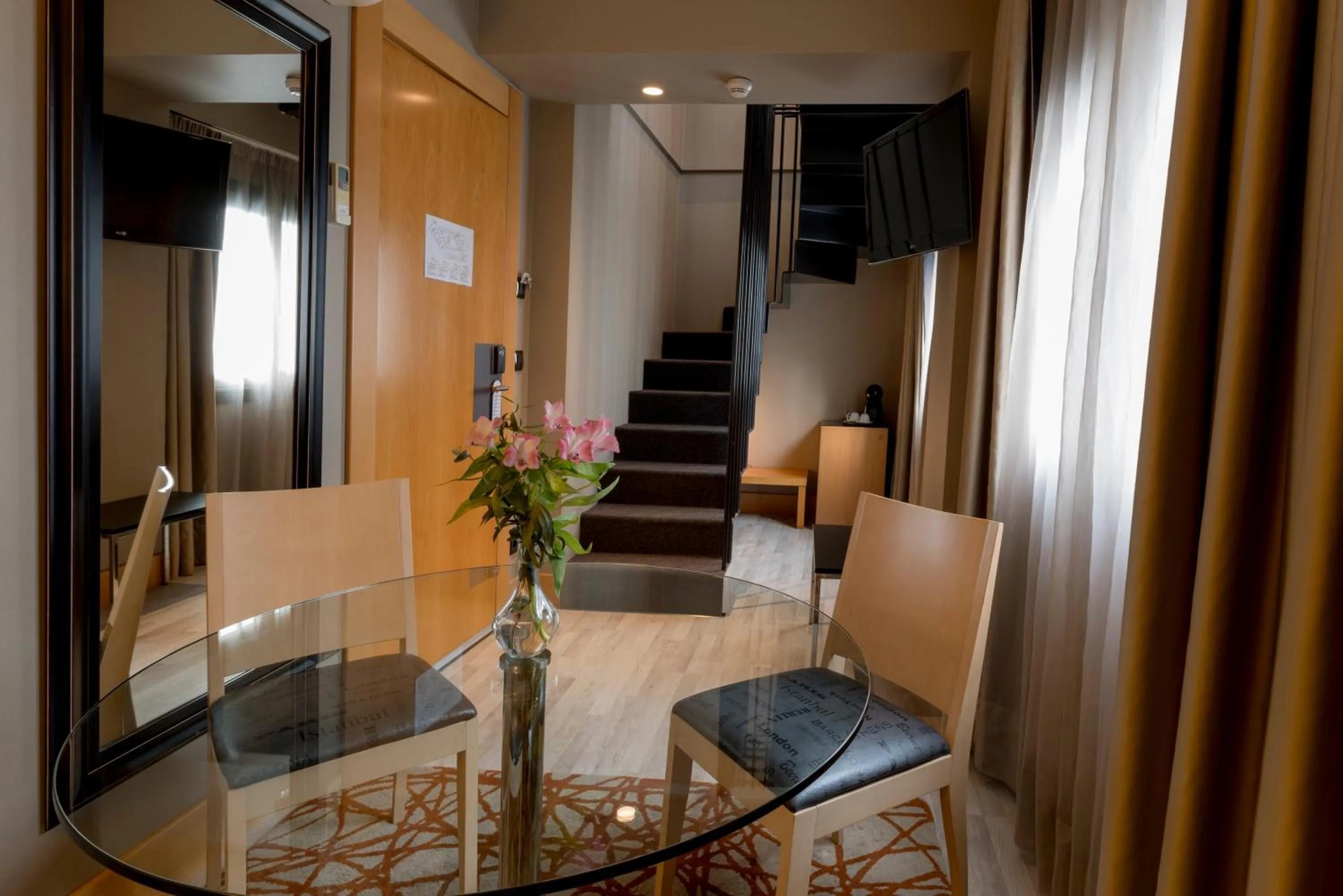 Seating area in Hotel Plaza