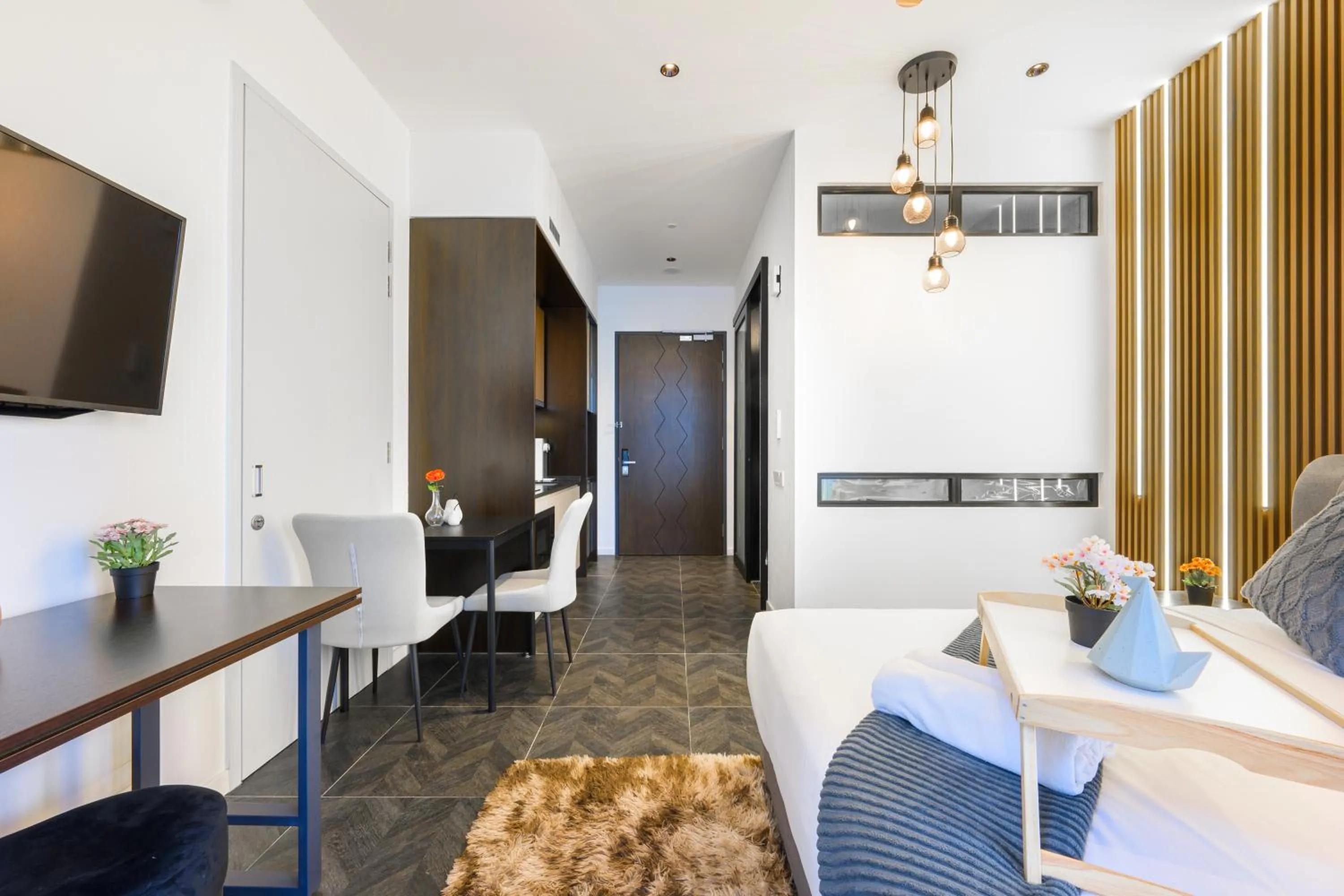 Bedroom in Greystone Scarletz Suites