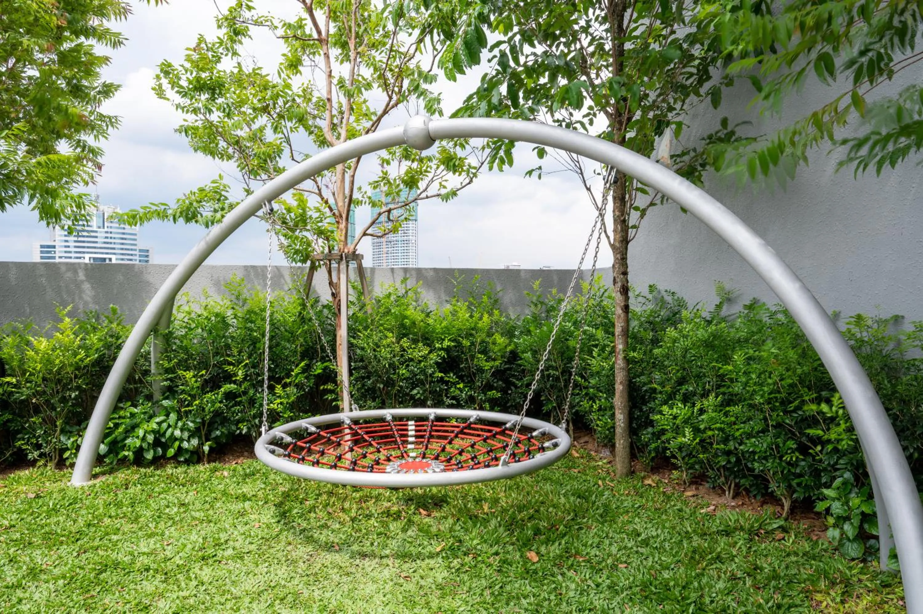 Garden in Greystone Scarletz Suites