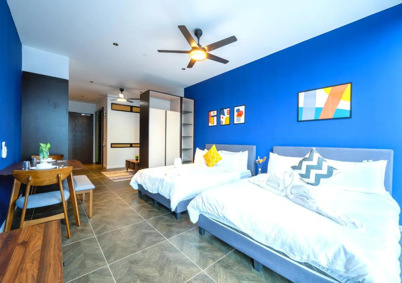 Bedroom, Bed in Greystone Scarletz Suites