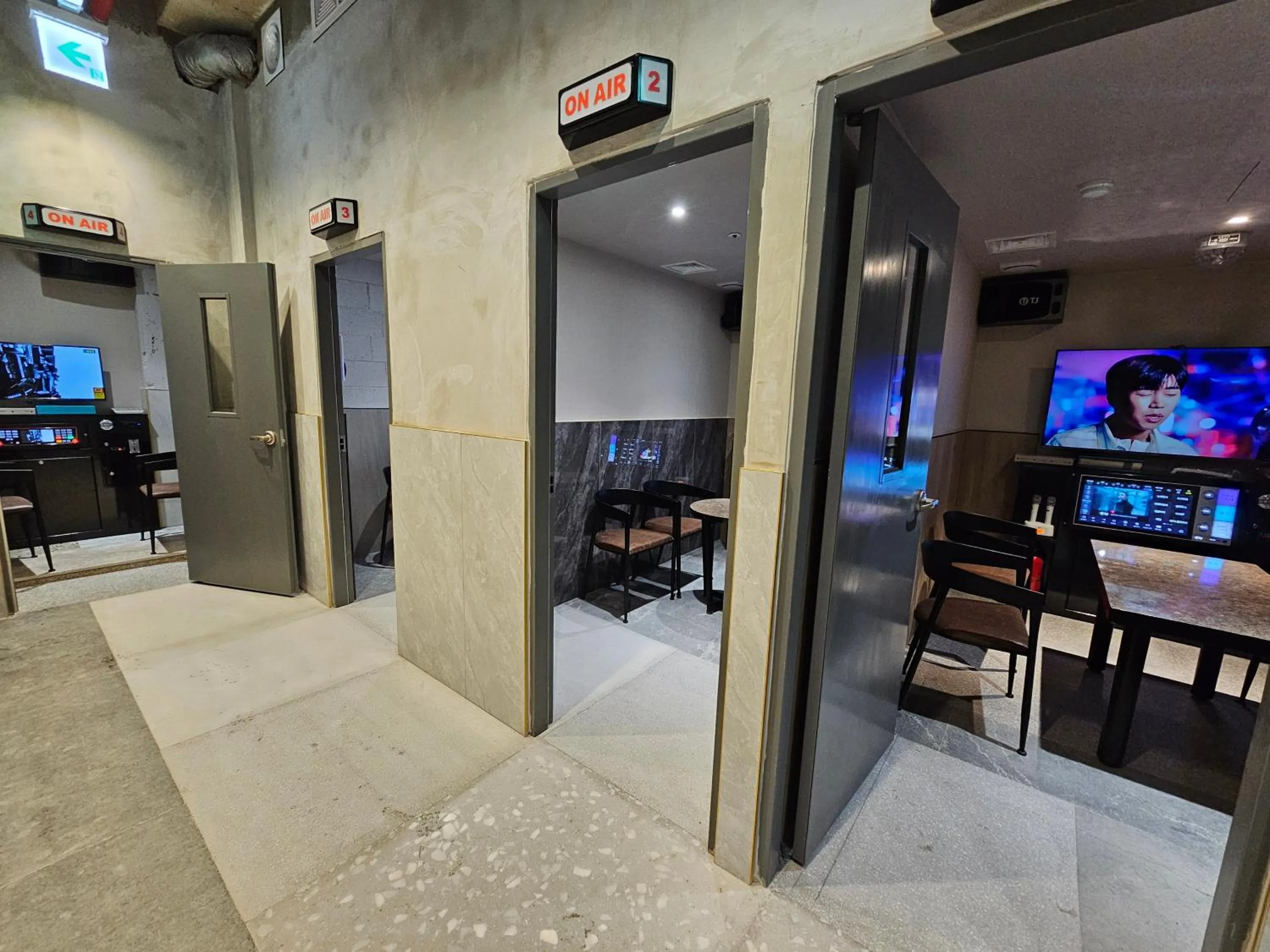 Karaoke in Hotel tt Gupo