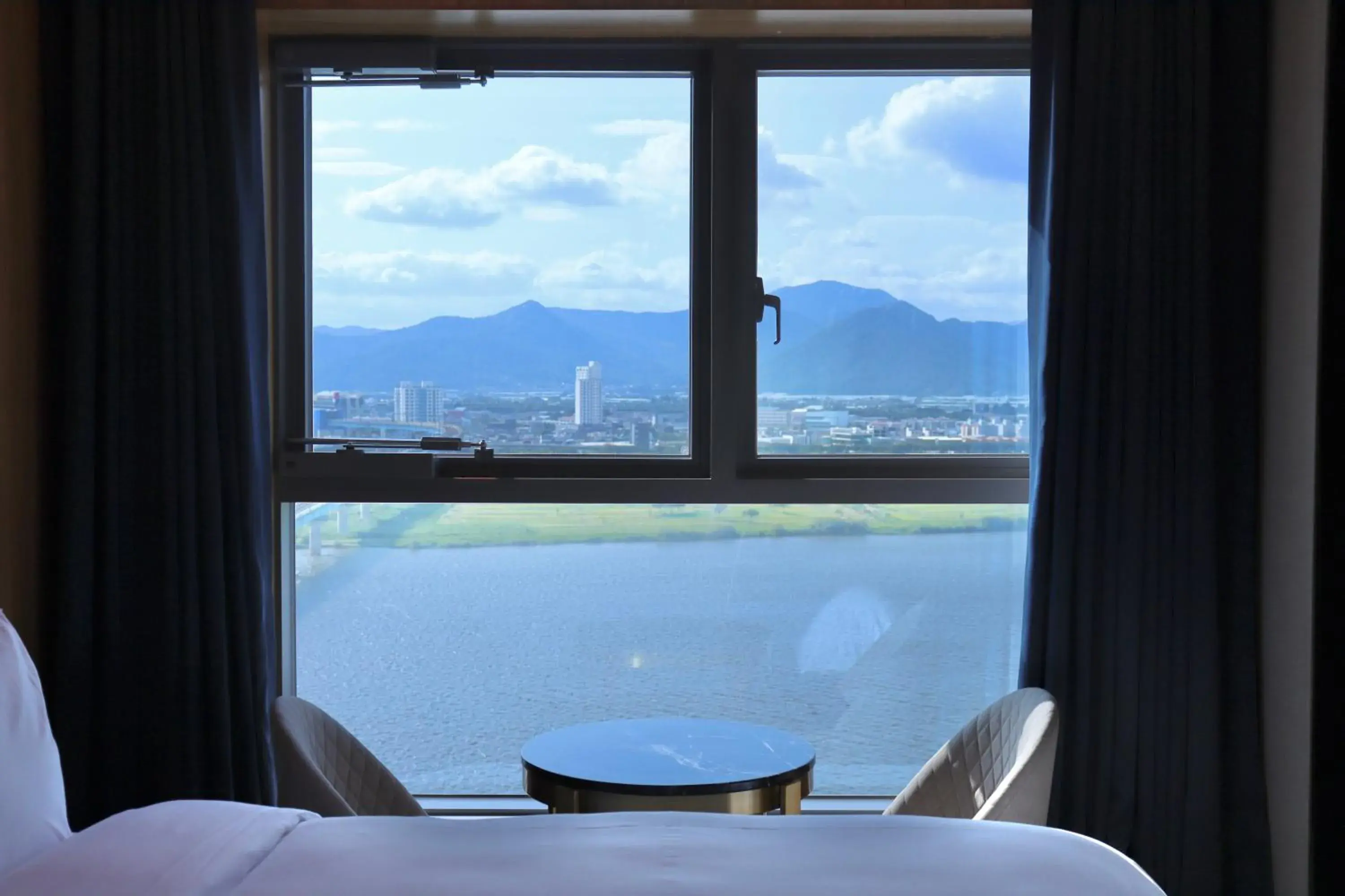 Bedroom in Hotel tt Gupo Bedroom in Hotel tt Gupo