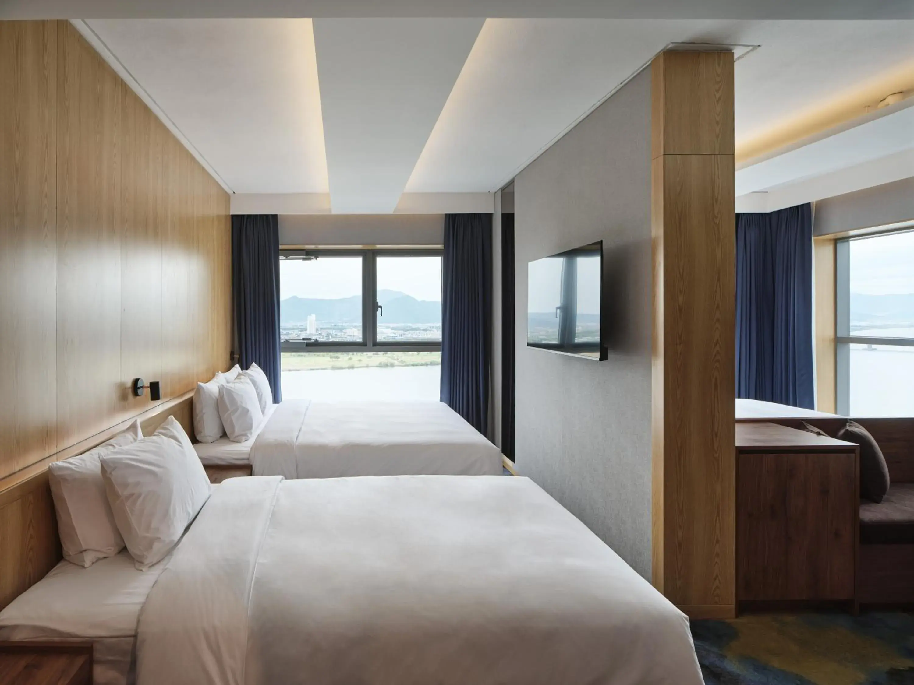 Corner Suite River View in Hotel tt Gupo Corner Suite River View in Hotel tt Gupo