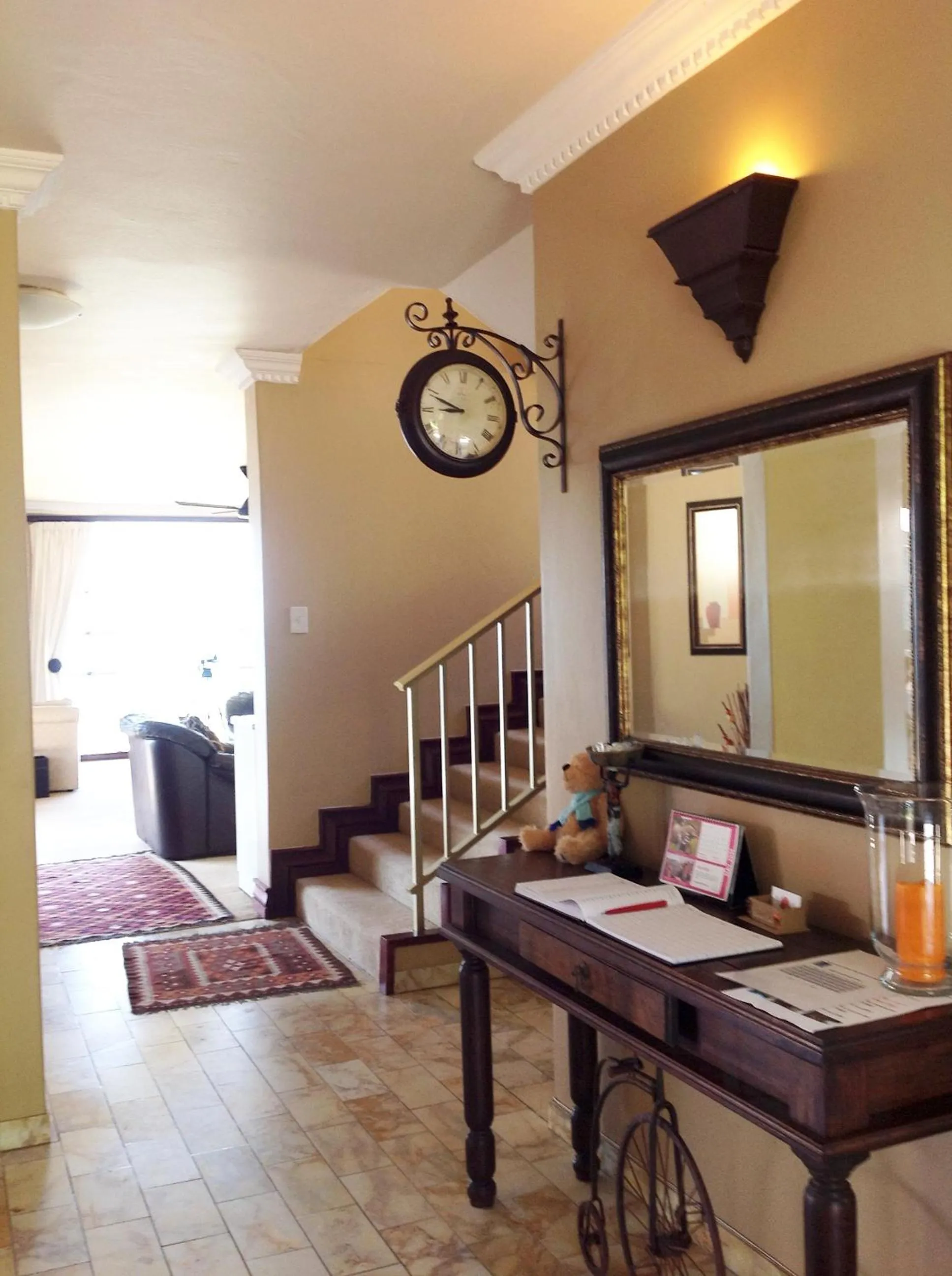 Lobby or reception in Burnham House B&B