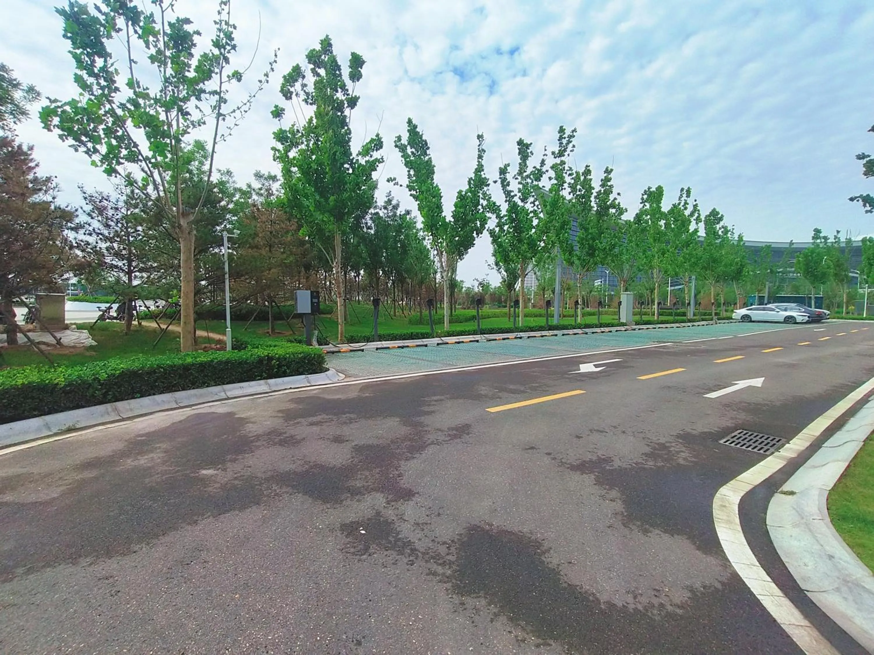 Parking in Wanda Jin Xiaohe Xincheng