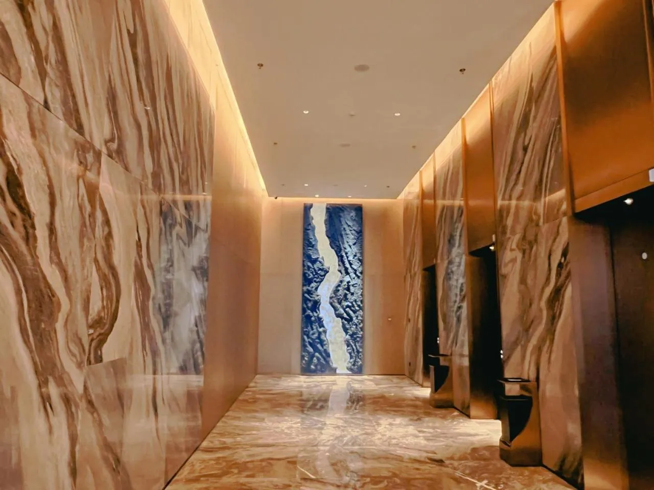 Decorative detail in Wanda Jin Xiaohe Xincheng