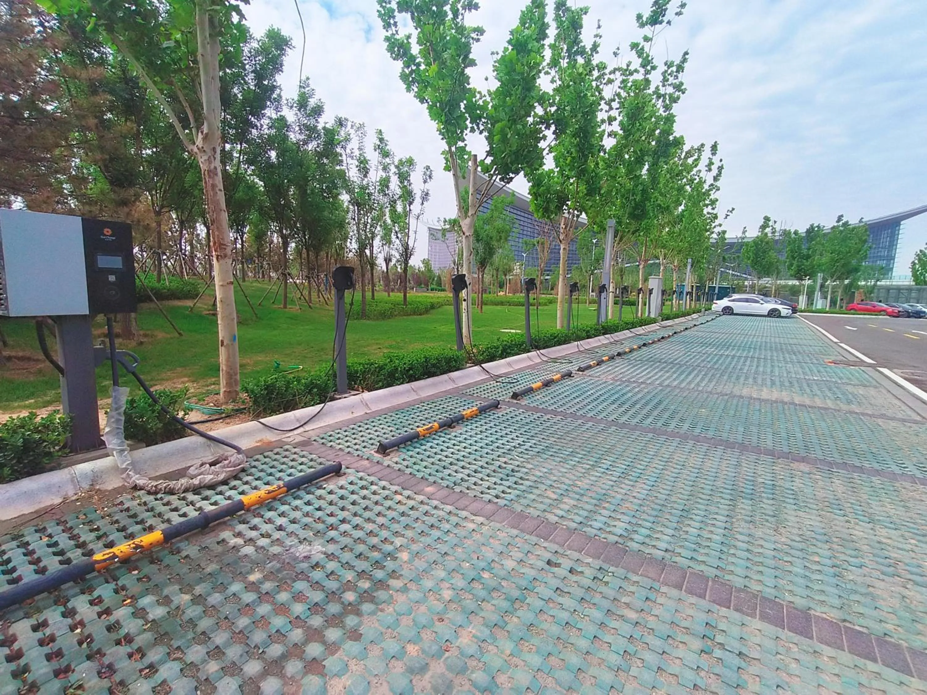 Parking in Wanda Jin Xiaohe Xincheng