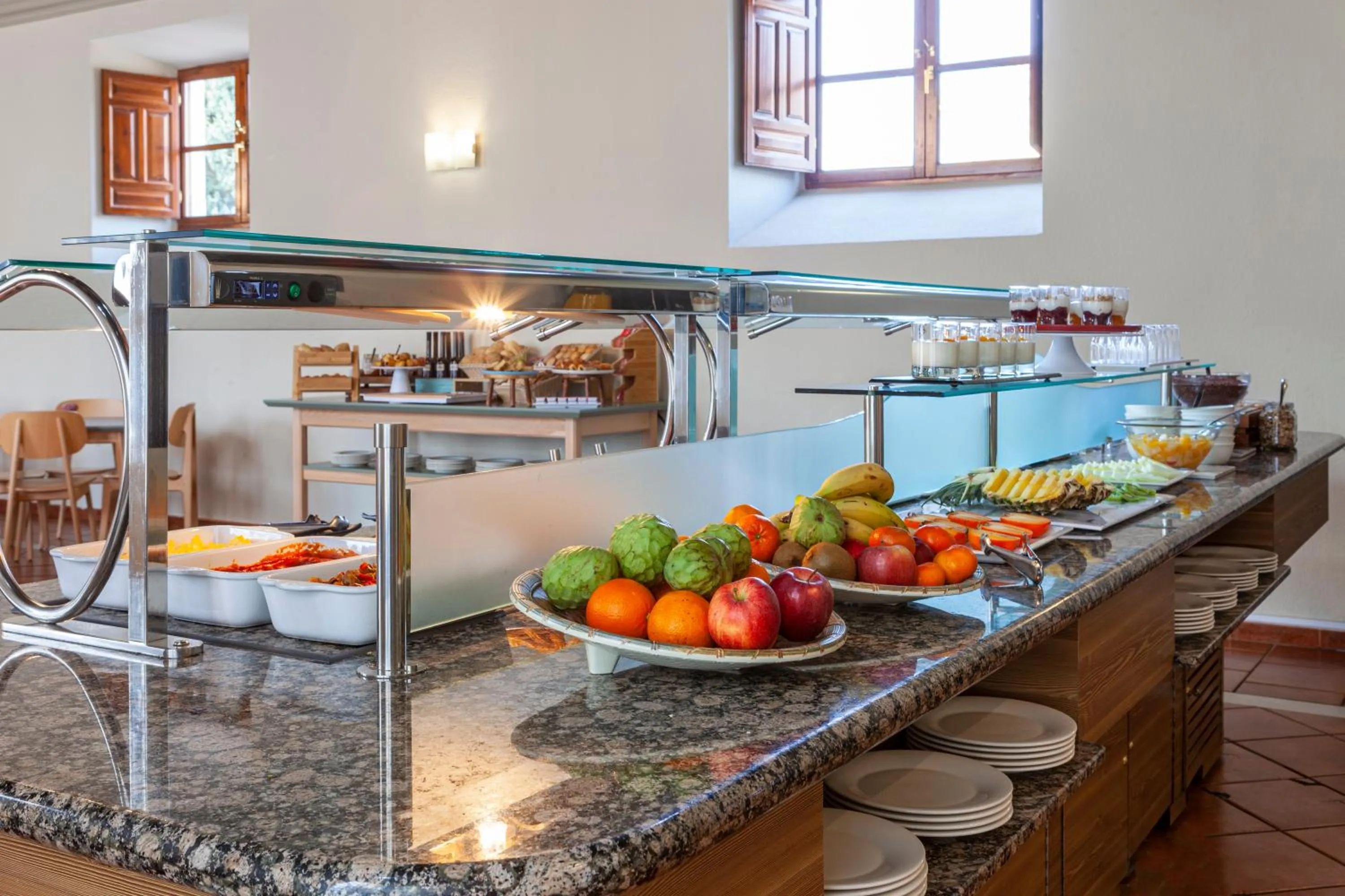 Buffet breakfast in Hotel Macià Monasterio de los Basilios