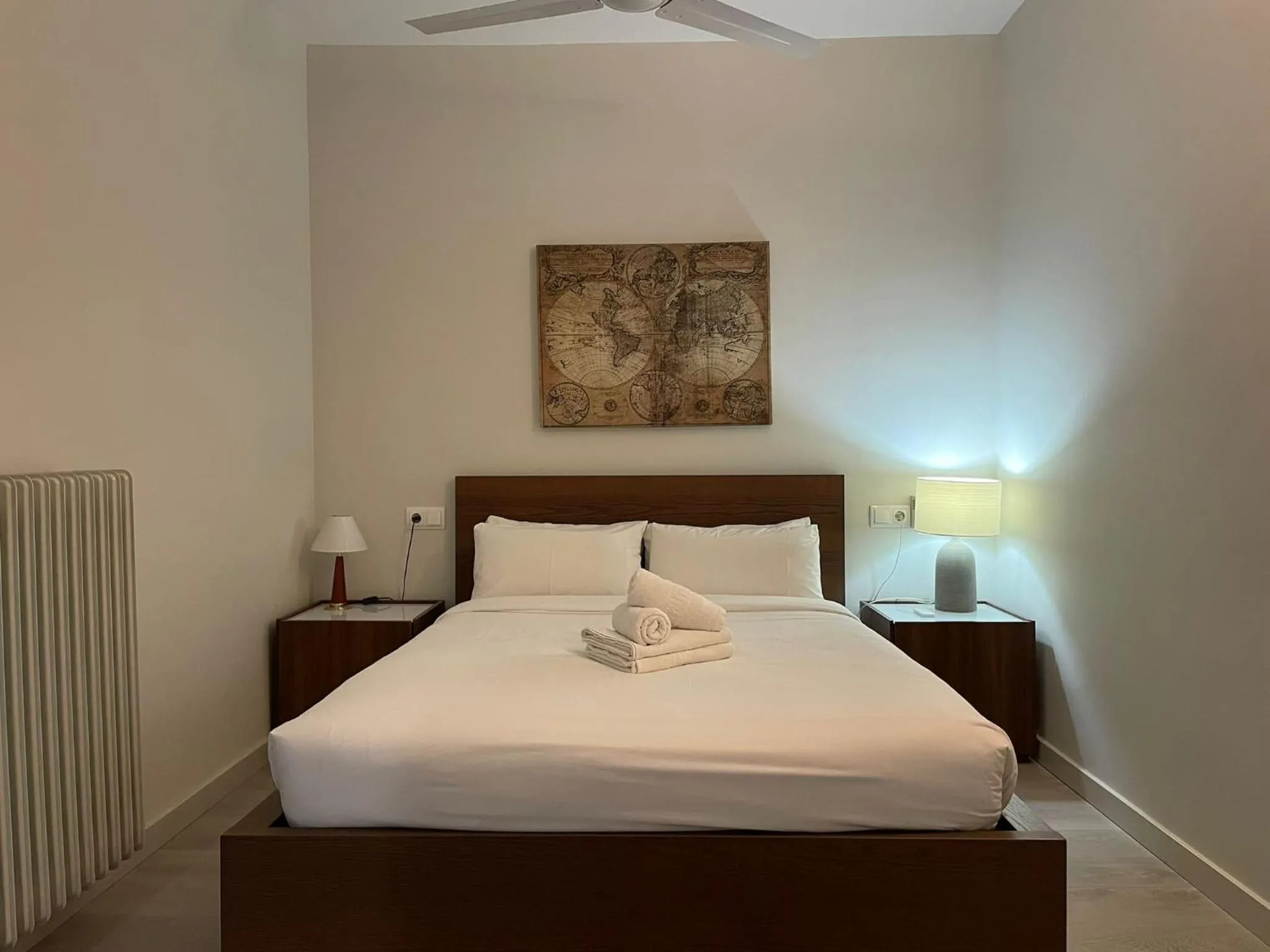 Bed in BarcelonaForRent Urban Town Suites