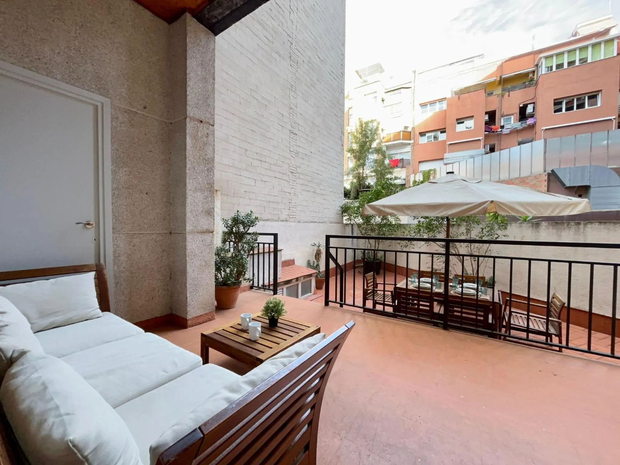 Patio in BarcelonaForRent Urban Town Suites