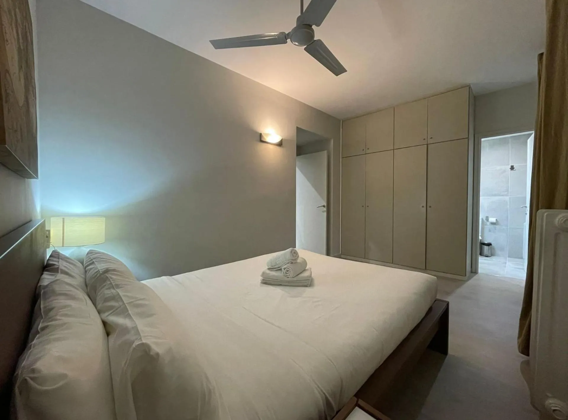 Bed in BarcelonaForRent Urban Town Suites