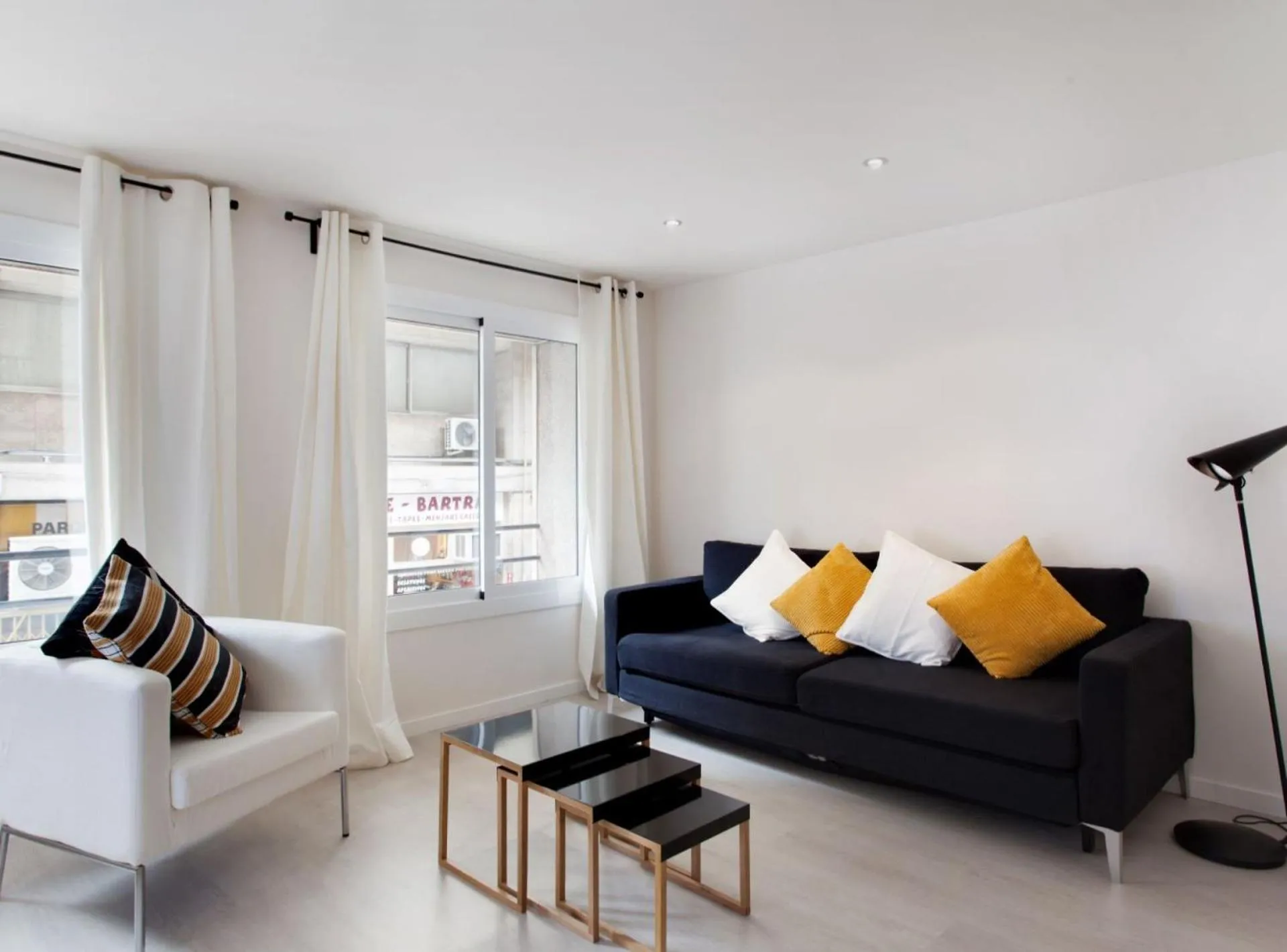 BarcelonaForRent Urban Town Suites