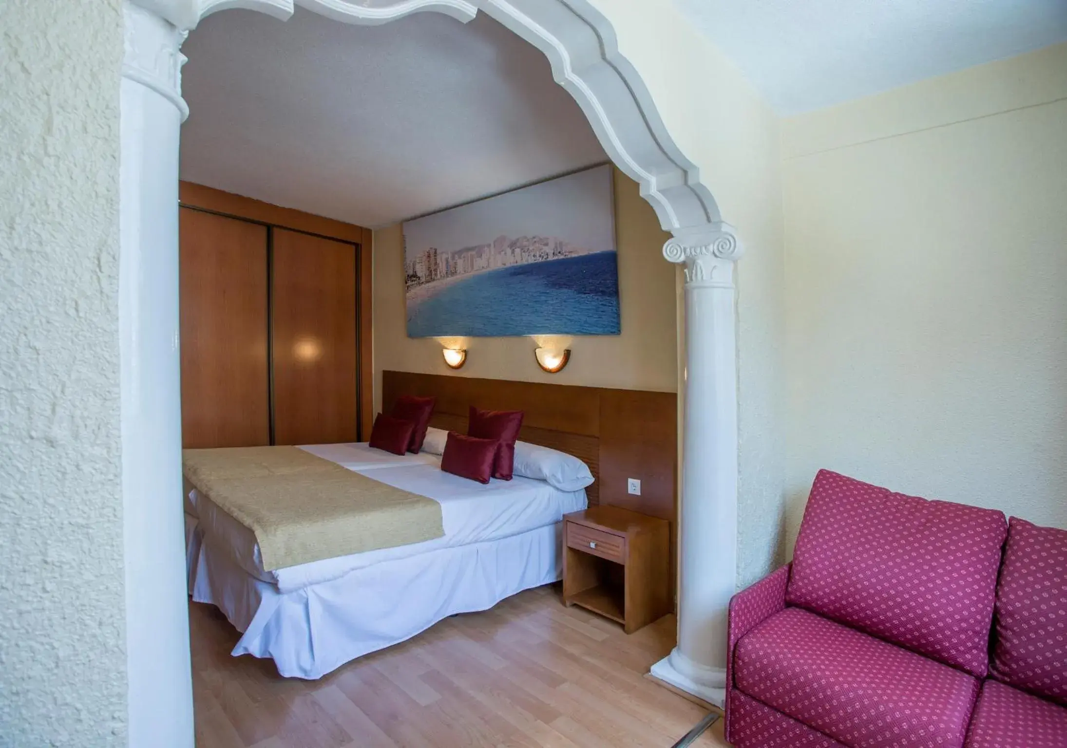 Double Room with Pool View (2 Adults + 1 Child) in Magic Villa de Benidorm Double Room with Pool View (2 Adults + 1 Child) in Magic Villa de Benidorm