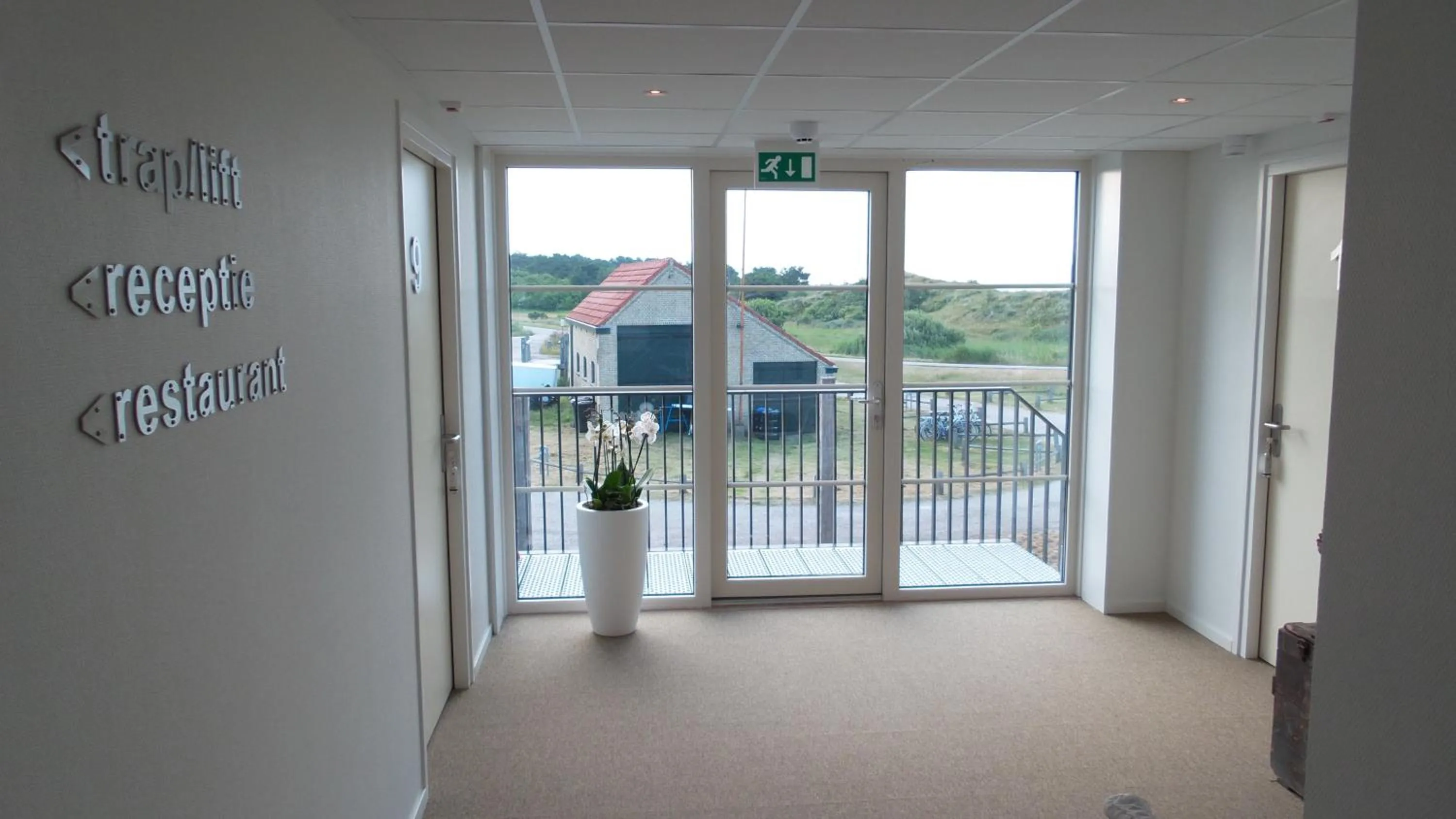 Logo/Certificate/Sign in Hotel Posthuys Vlieland