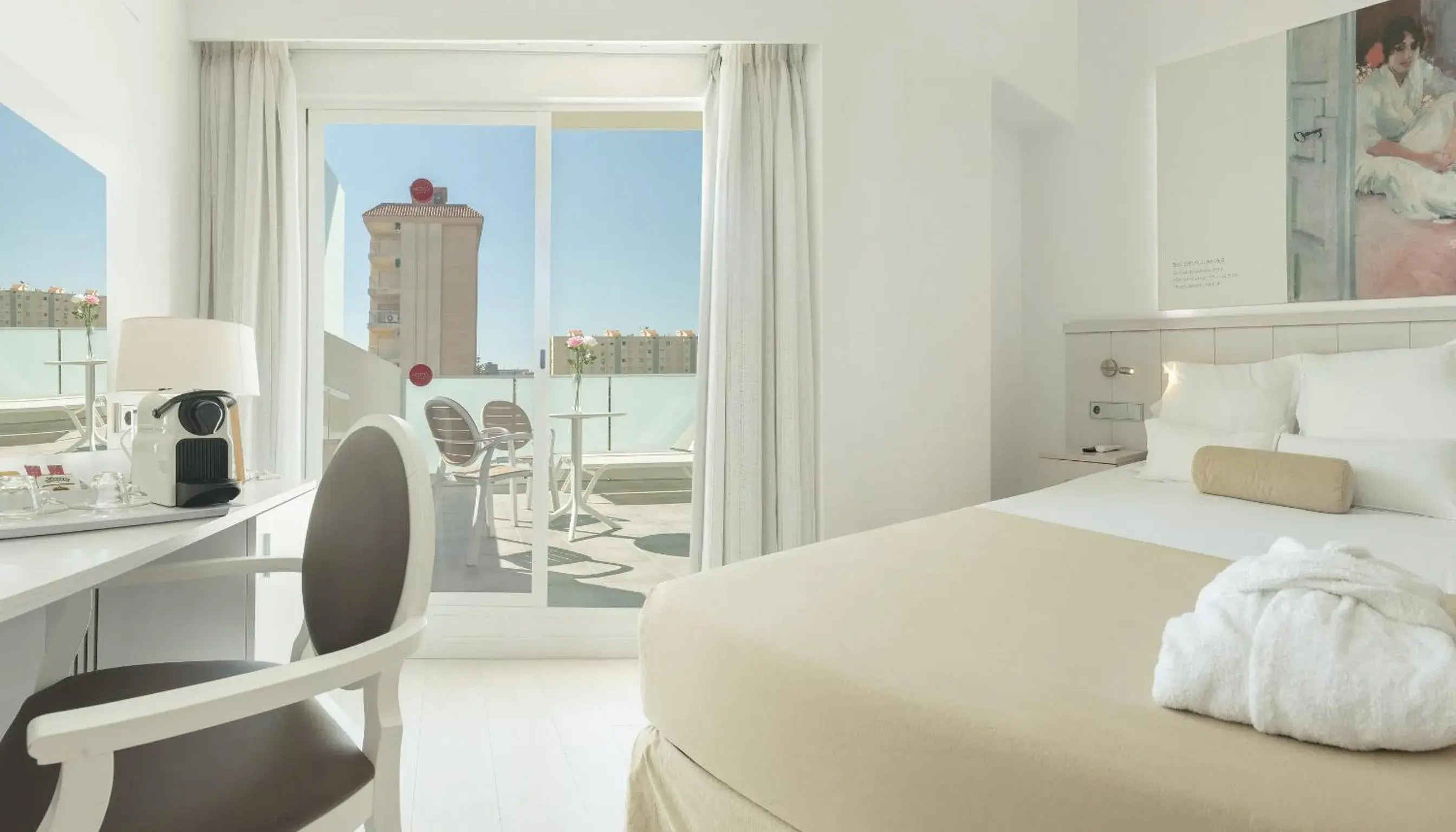 Bed in Villa Luz Design & Art Hotel Bed in Villa Luz Design & Art Hotel