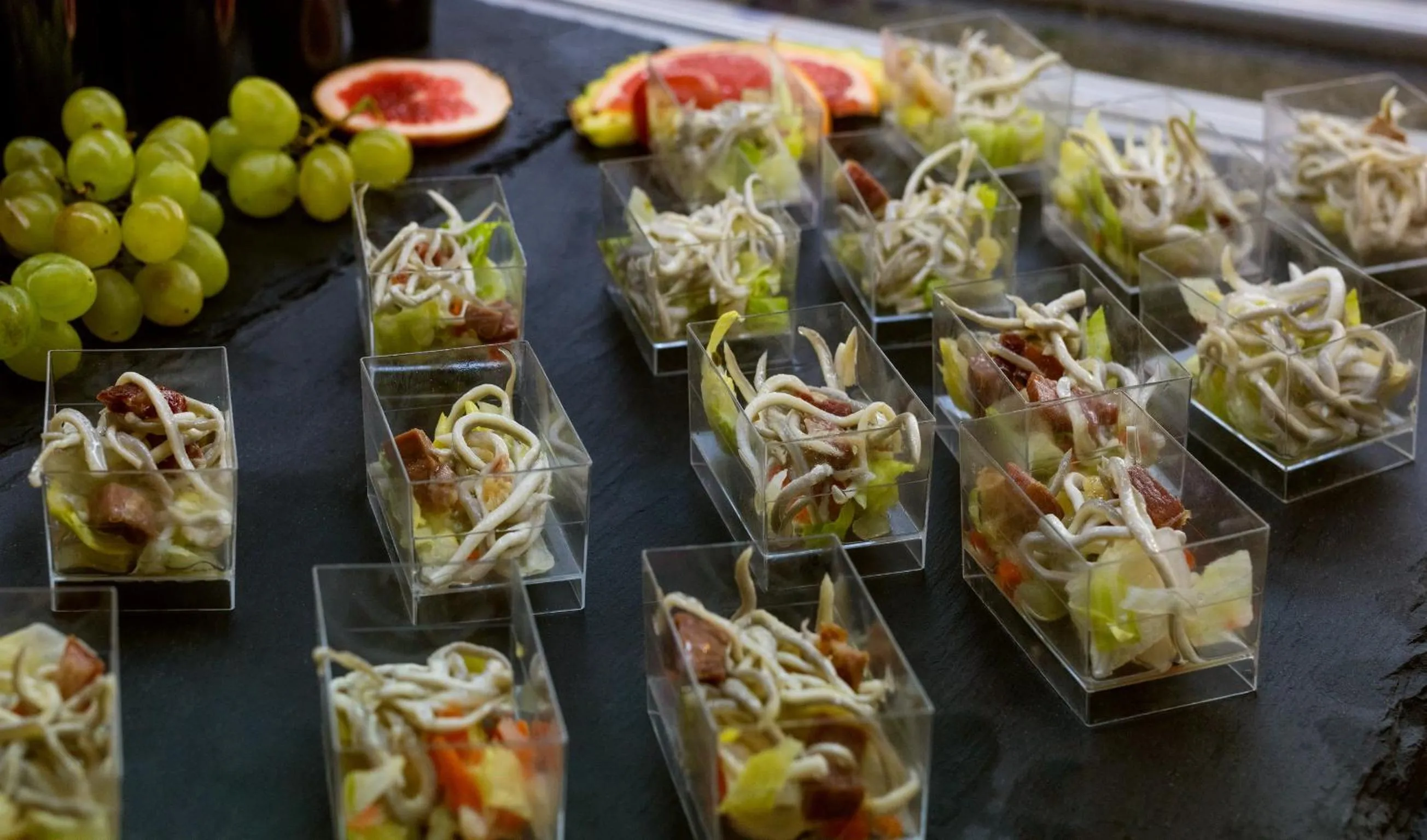 Food and drinks in Villa Luz Design & Art Hotel