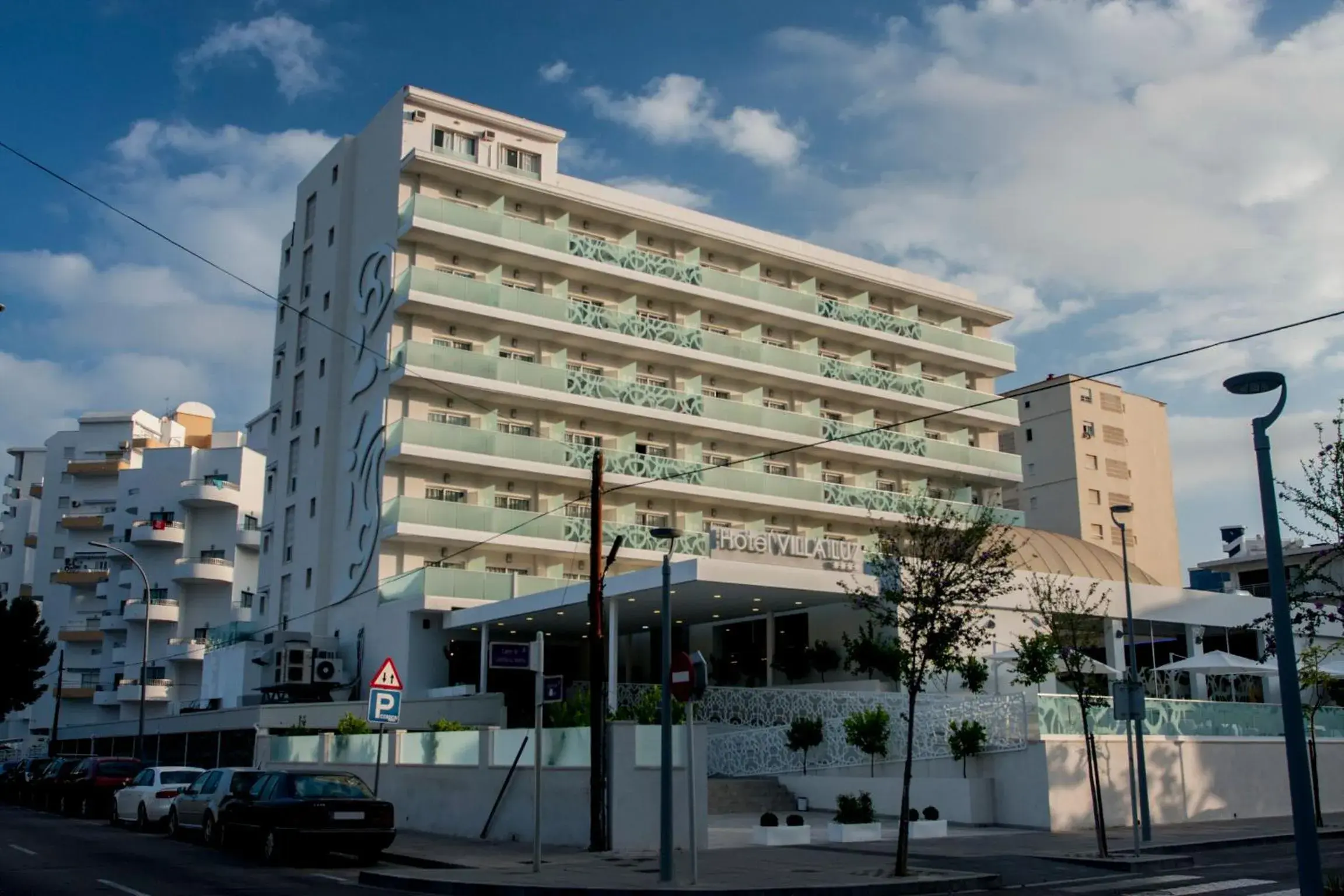 Facade/entrance in Villa Luz Design & Art Hotel Facade/entrance in Villa Luz Design & Art Hotel
