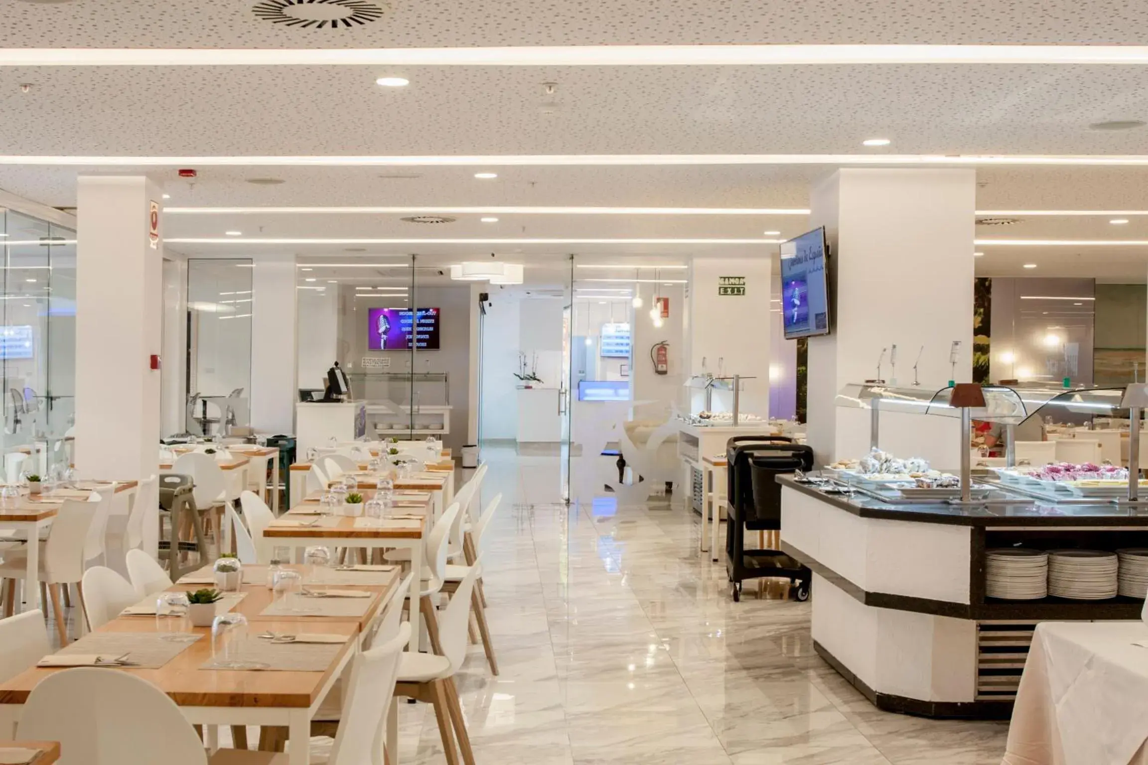 Restaurant/places to eat in Villa Luz Design & Art Hotel Restaurant/places to eat in Villa Luz Design & Art Hotel