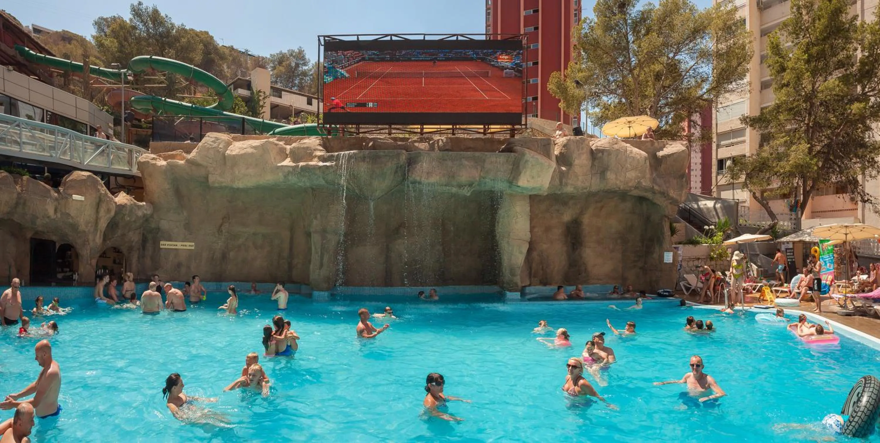 Day in Magic Aqua Rock Gardens