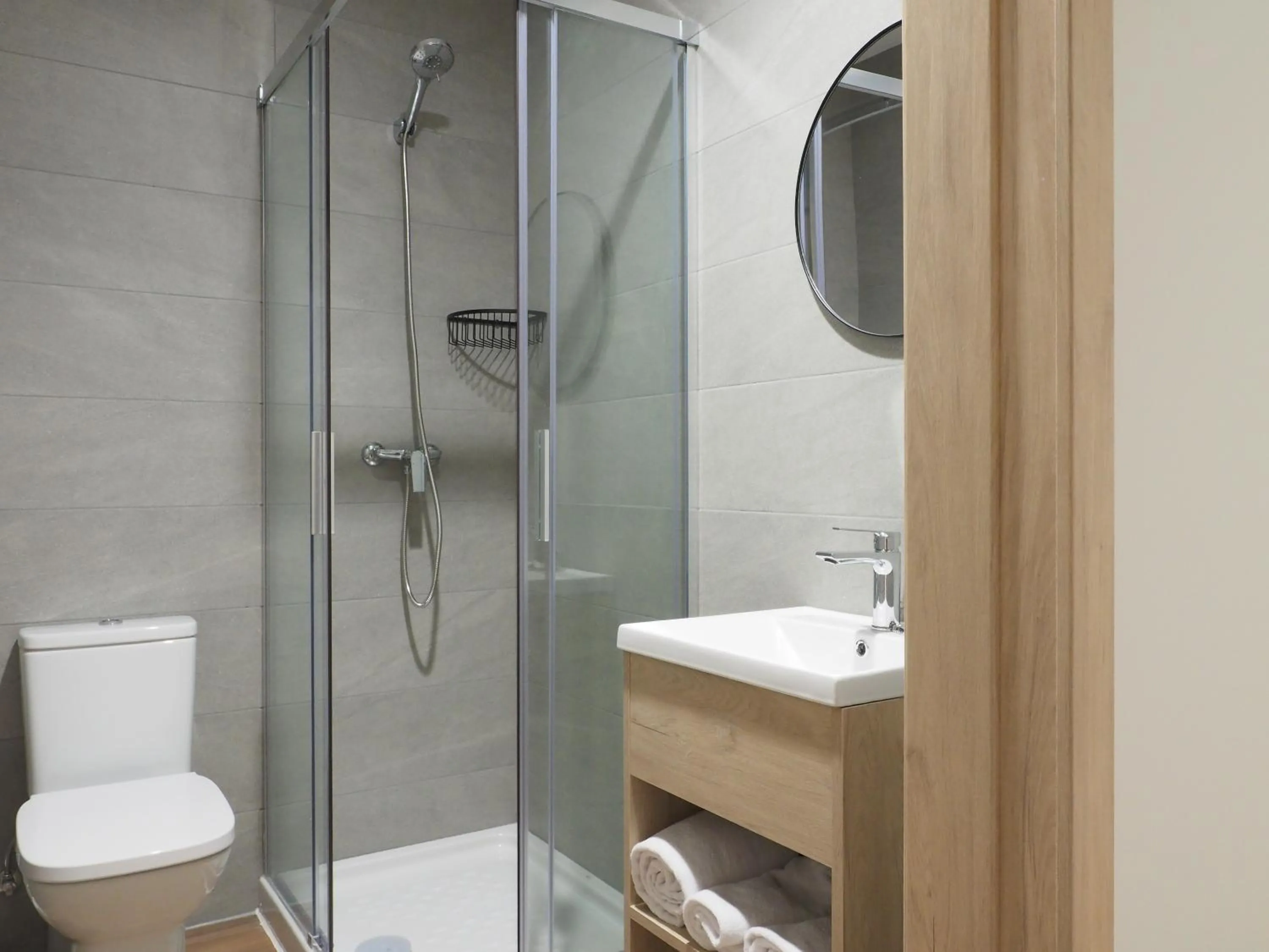 Shower in Micampus San Mamés Students Residence