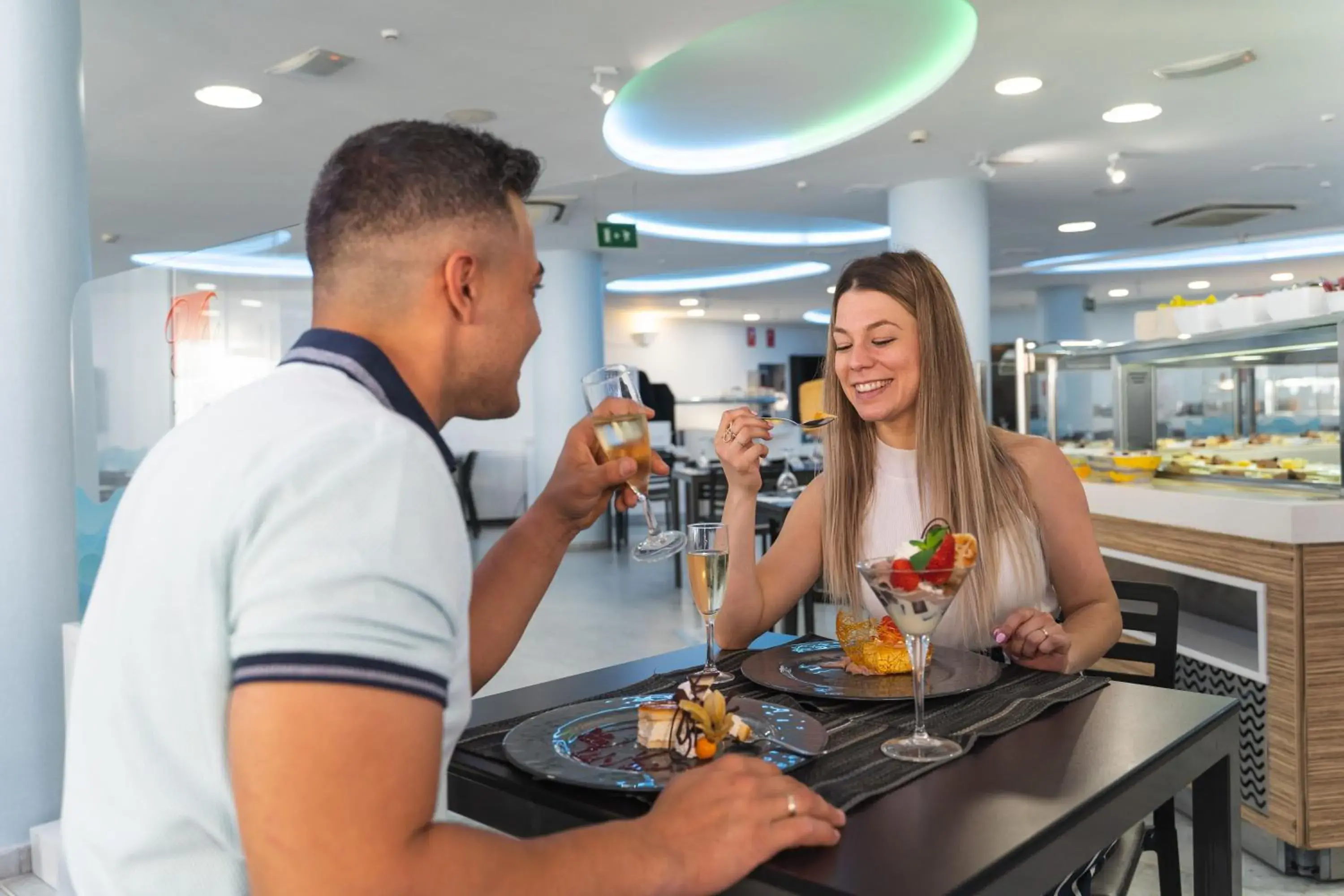 Restaurant/places to eat in Hotel Villa del Mar Restaurant/places to eat in Hotel Villa del Mar