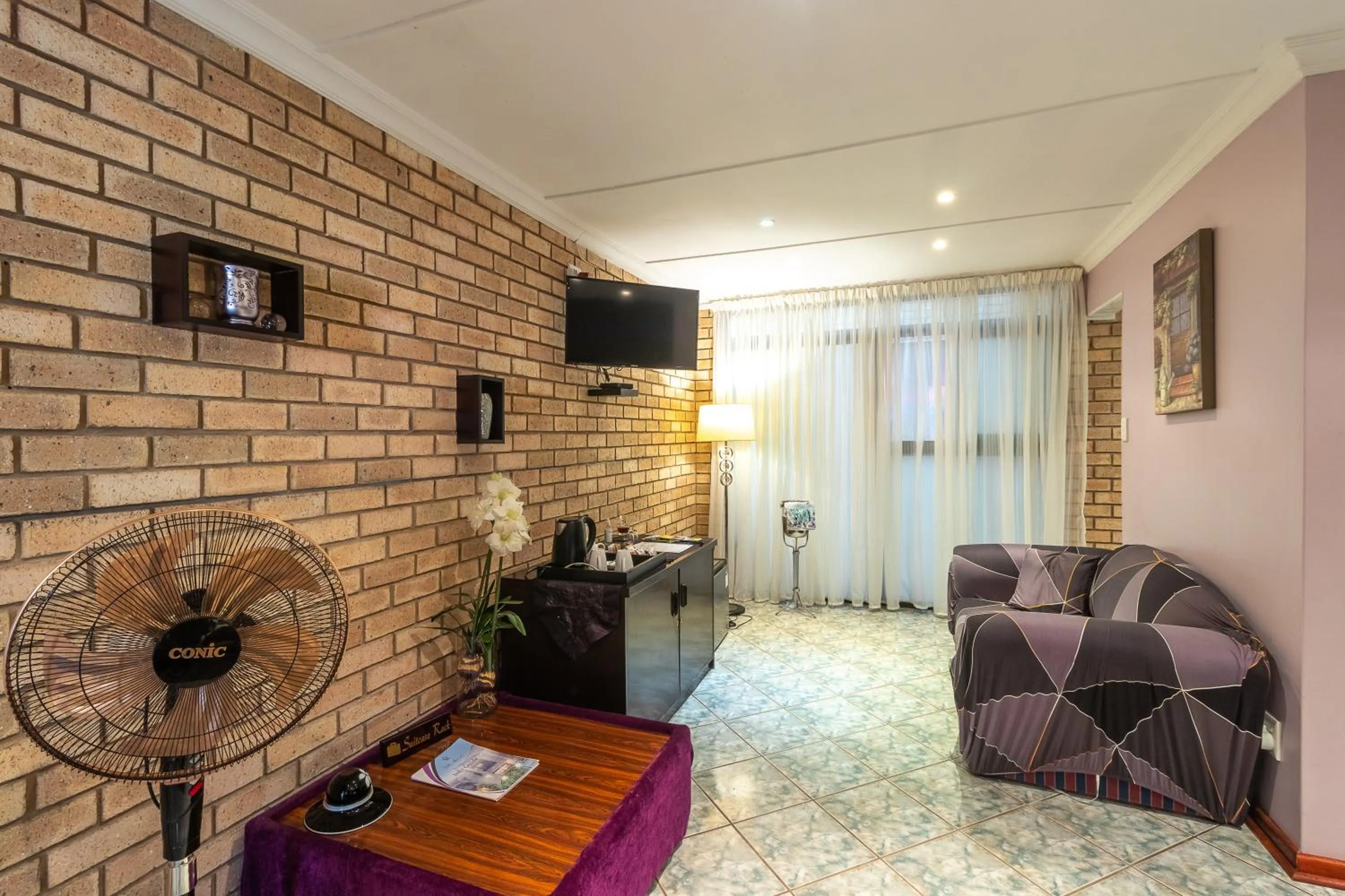 TV and multimedia in Villa Majestic for Exclusive Accommodation