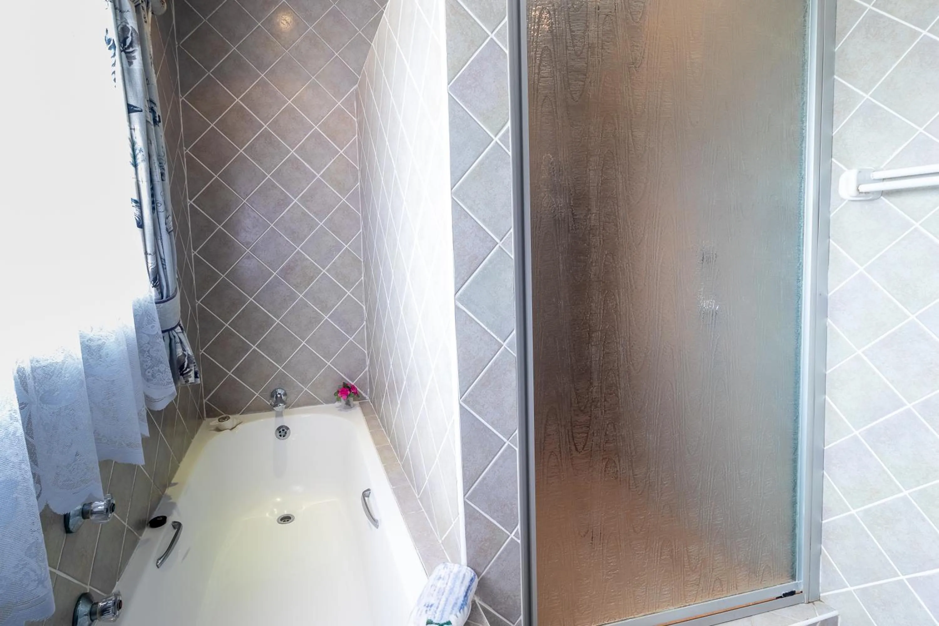 Bath in Villa Majestic for Exclusive Accommodation