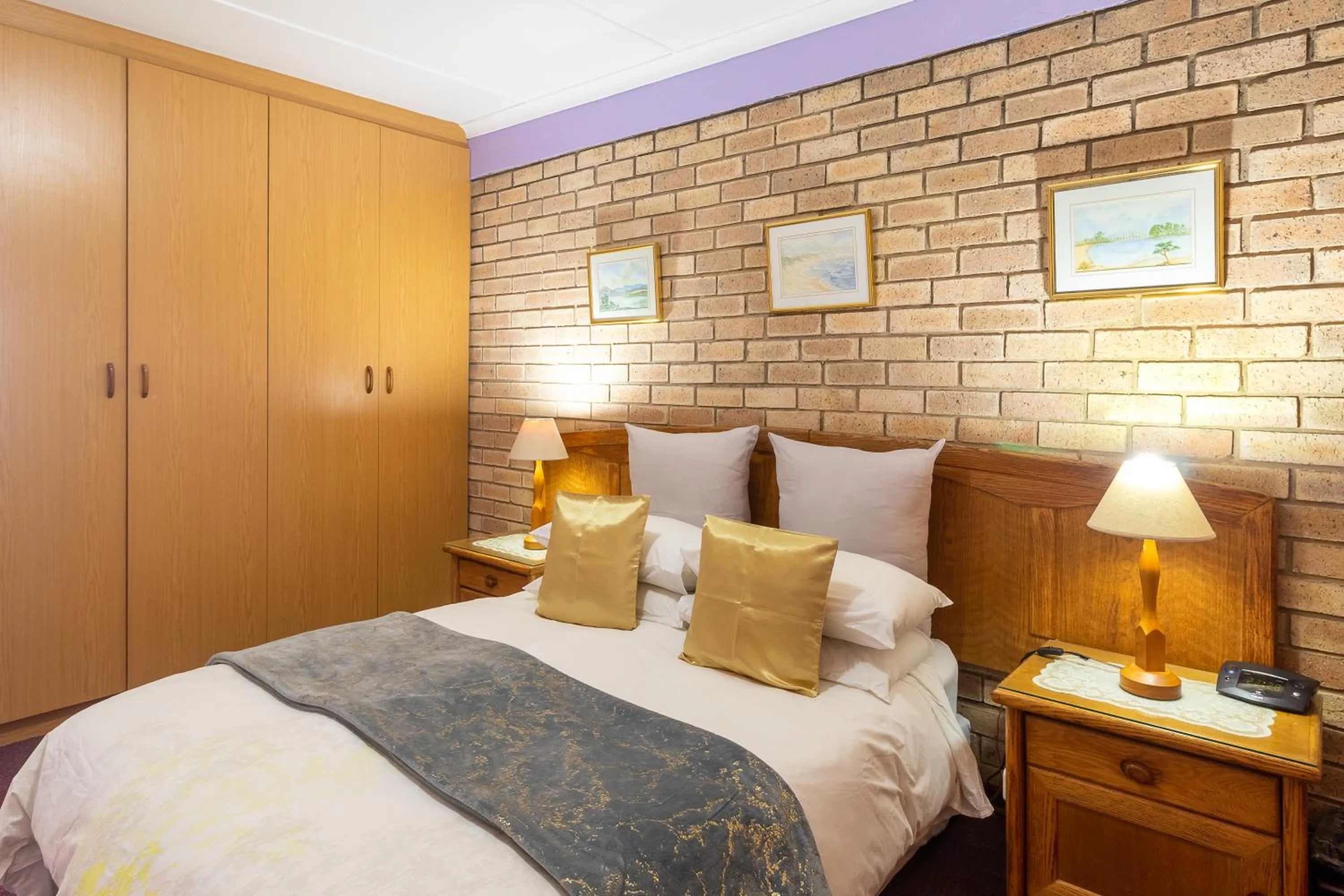 Bed in Villa Majestic for Exclusive Accommodation