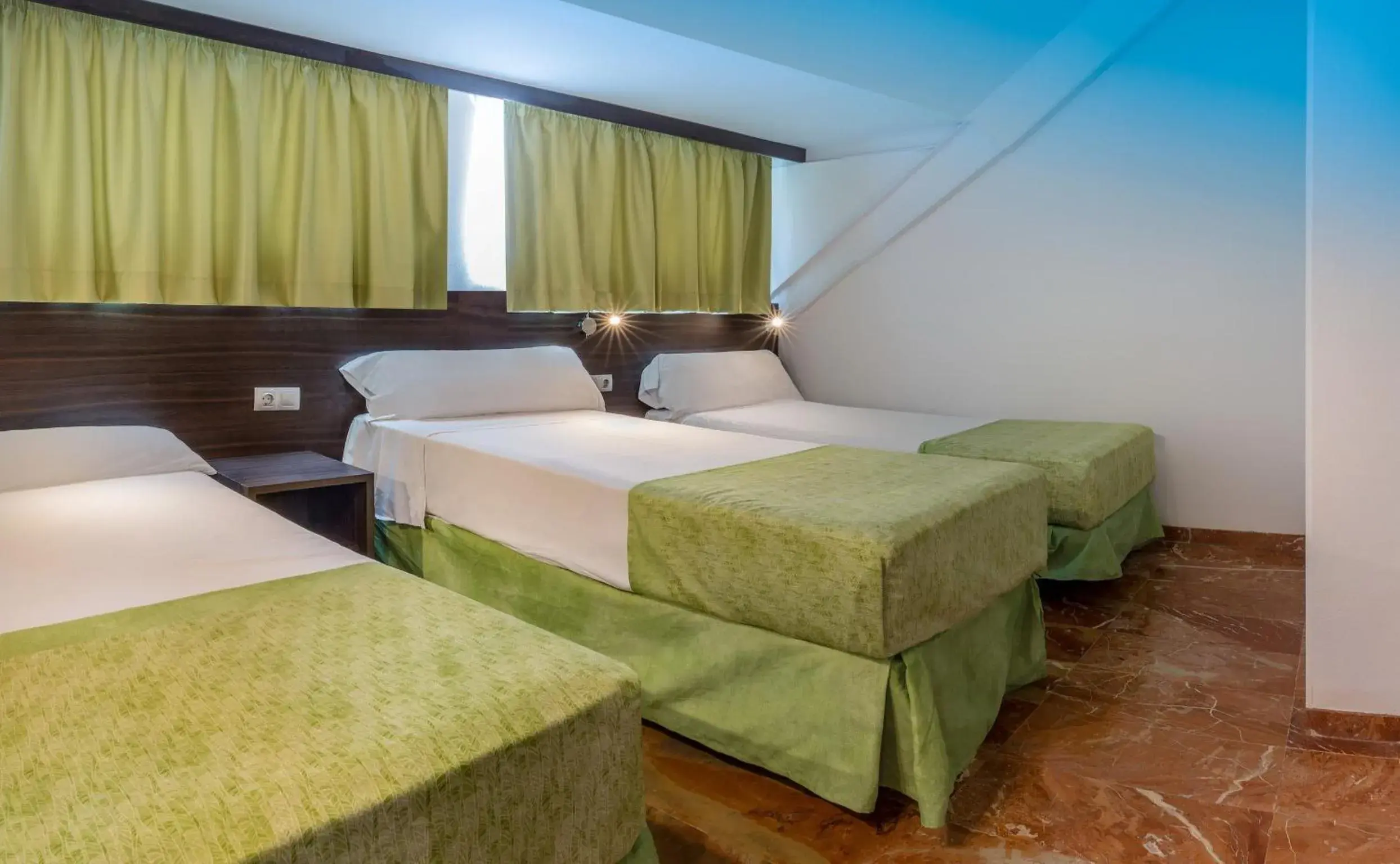 Bedroom, Bed in Magic Tropical Splash Bedroom, Bed in Magic Tropical Splash