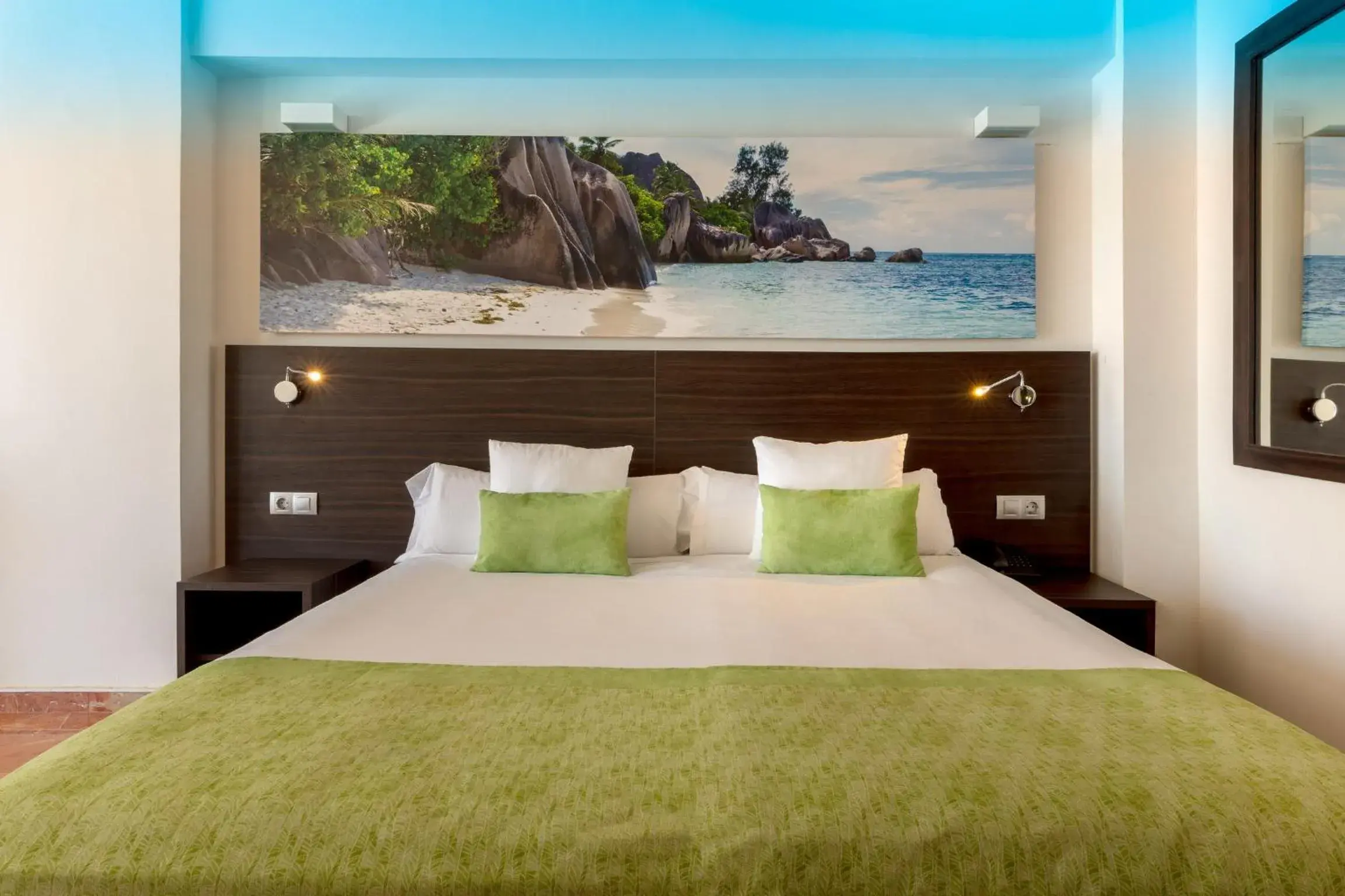 Bedroom, Bed in Magic Tropical Splash Bedroom, Bed in Magic Tropical Splash