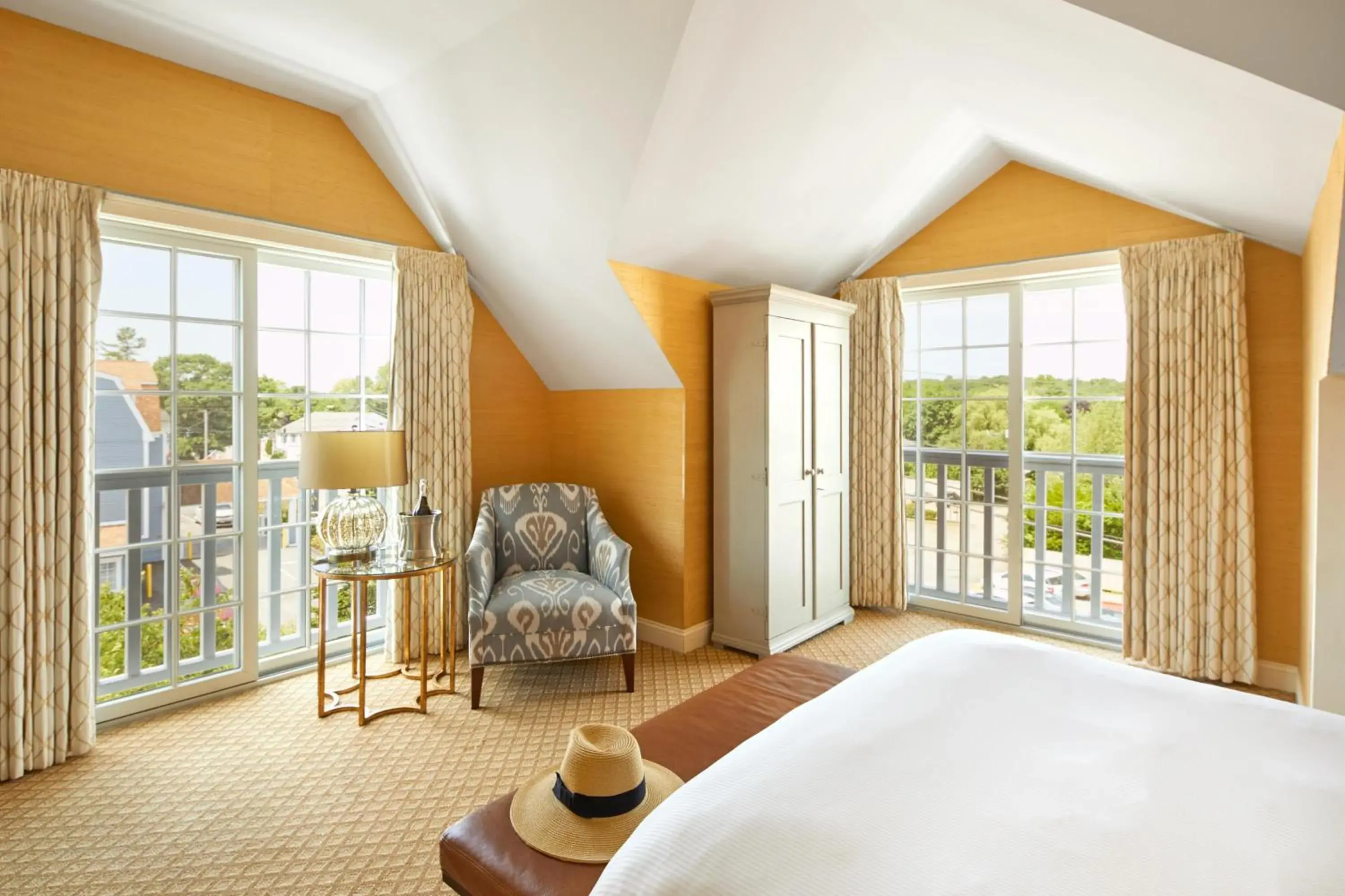 Bedroom, Bed in The Grand Hotel Bedroom, Bed in The Grand Hotel