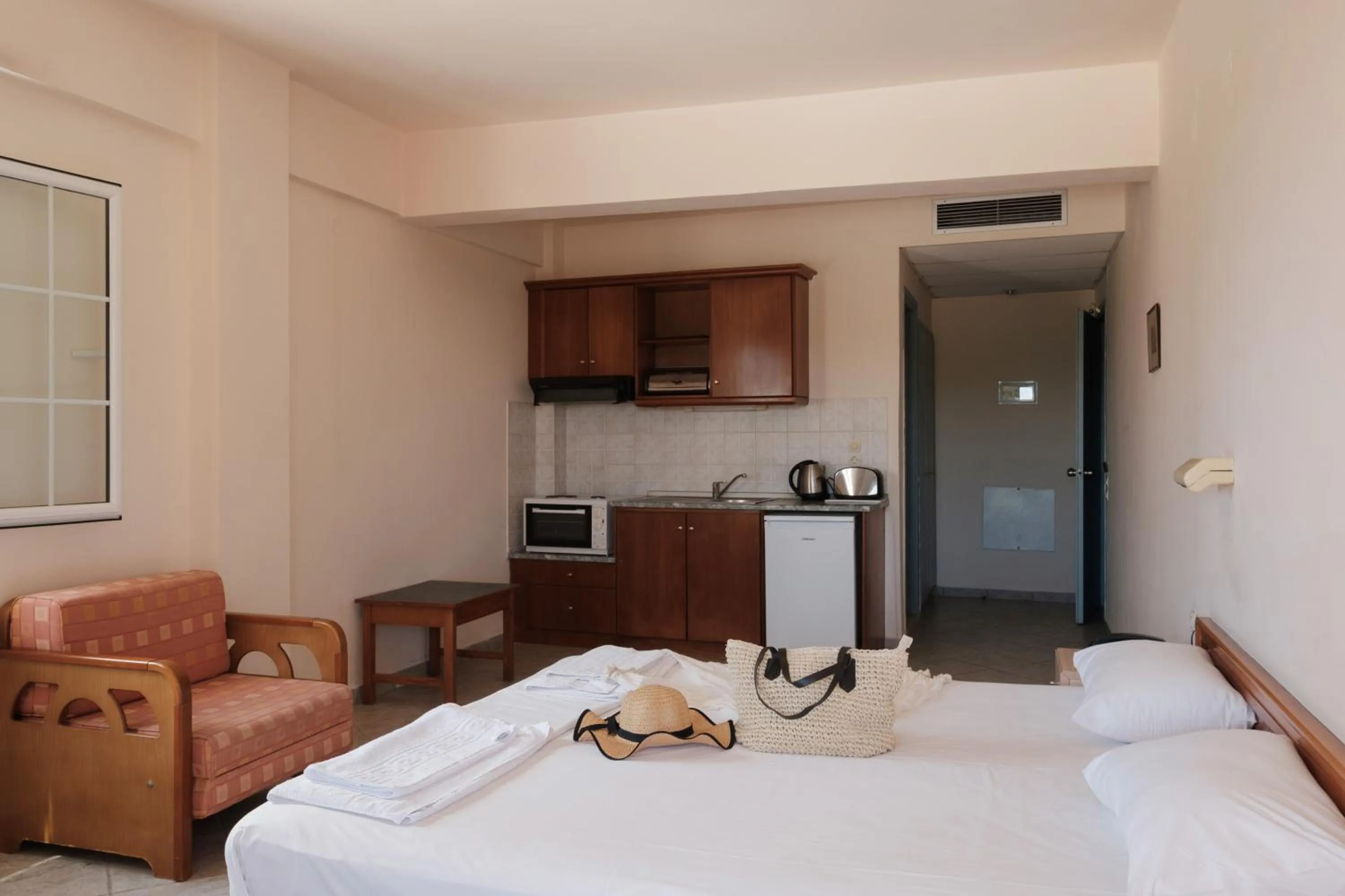 Photo of the whole room, Bed in Canal D' Amour by Estia