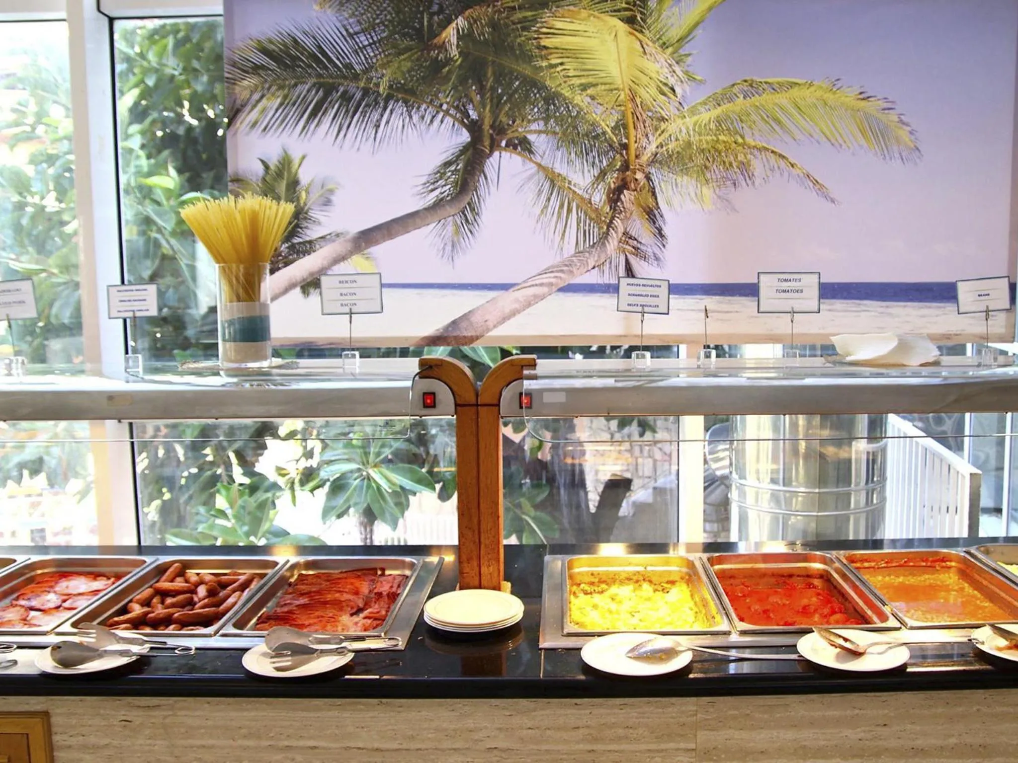 Restaurant/places to eat in BC Music Resort