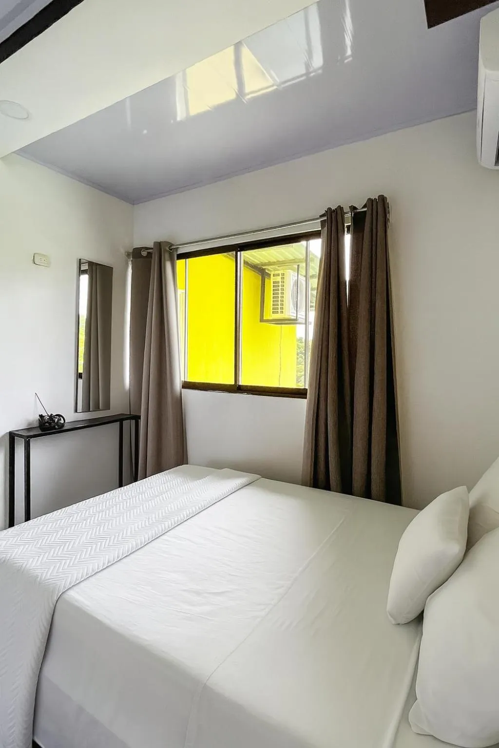 Bed in Vista del Pacifico Boutique Hotel