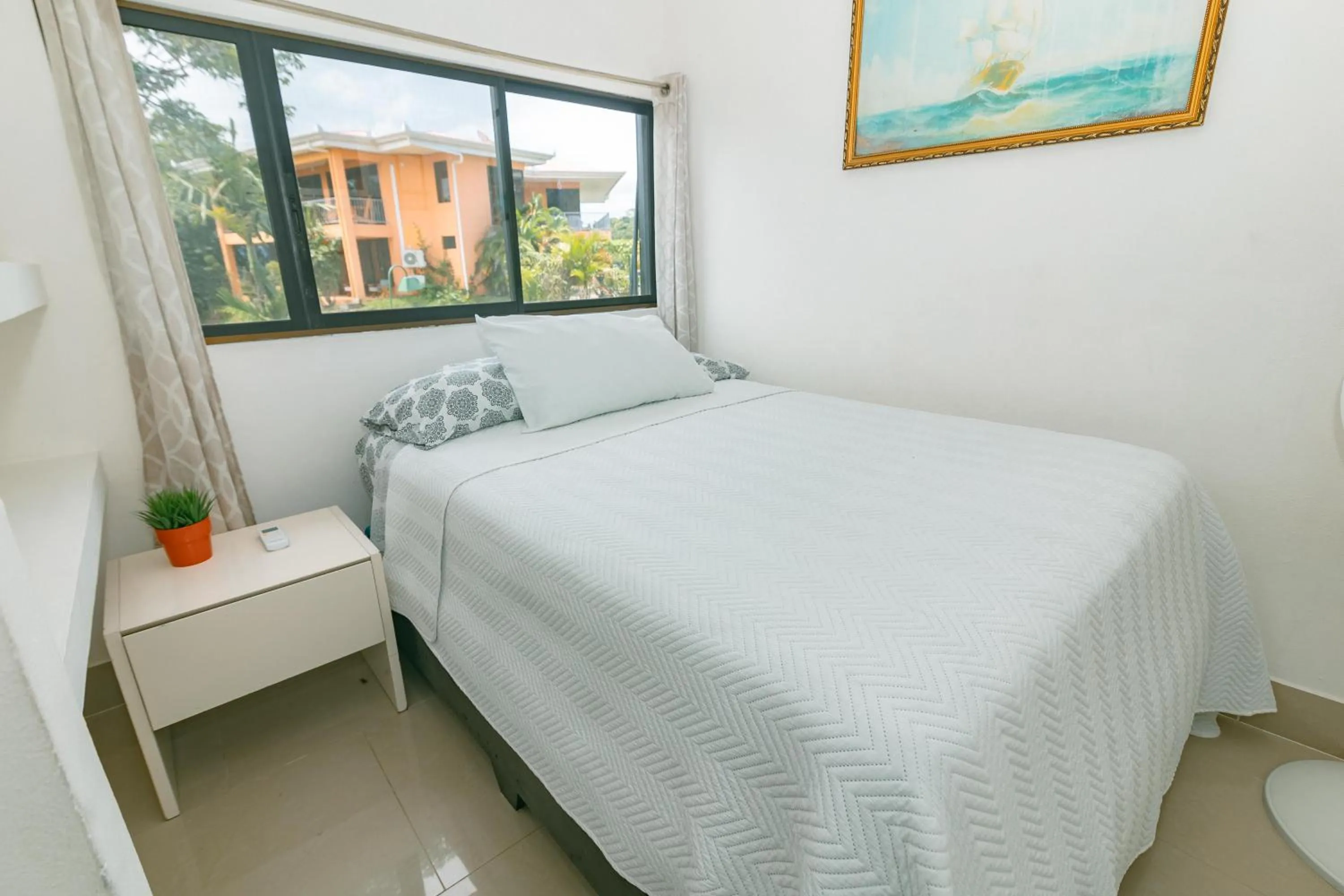 Bed in Vista del Pacifico Boutique Hotel