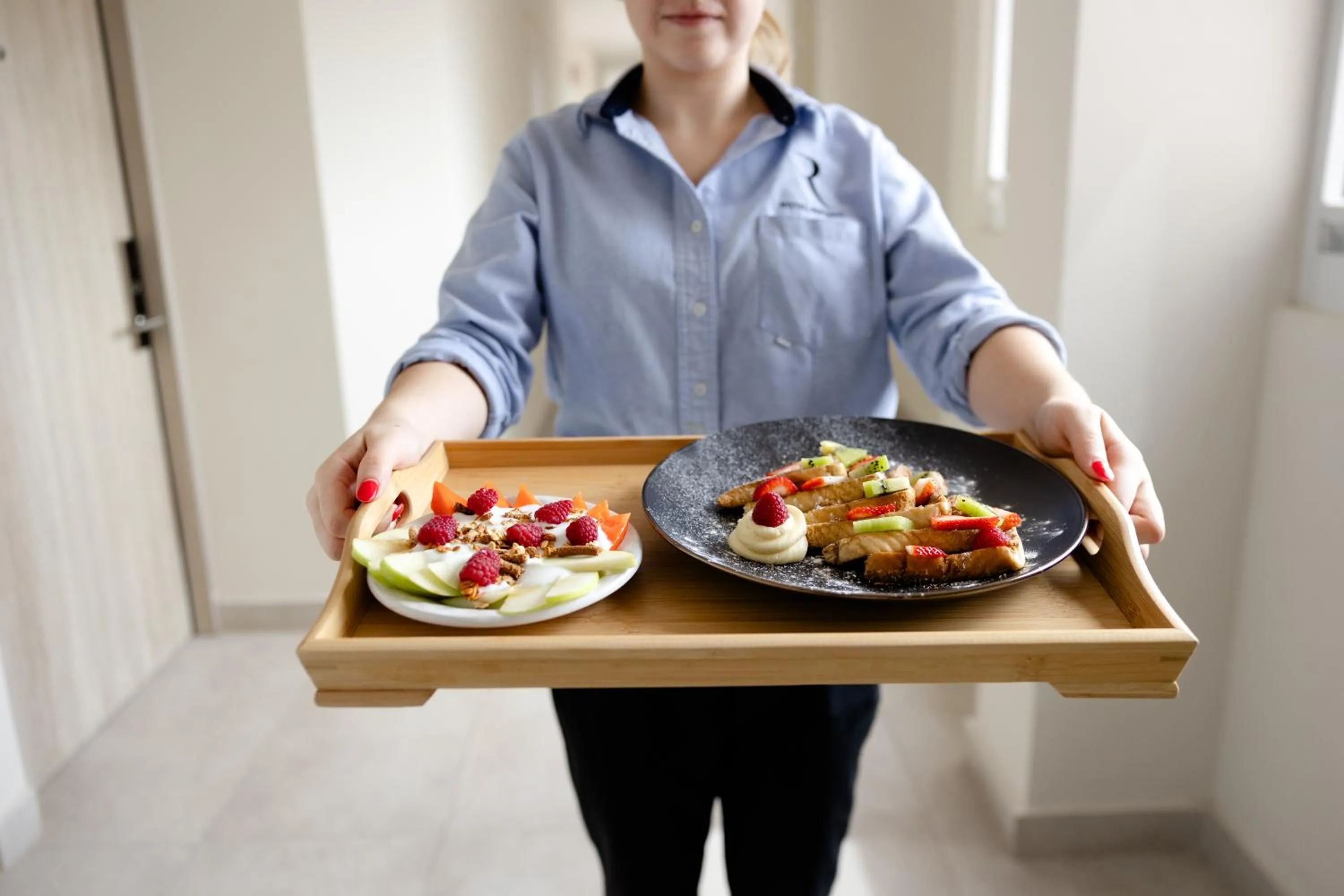 room service in Hotel Refugio