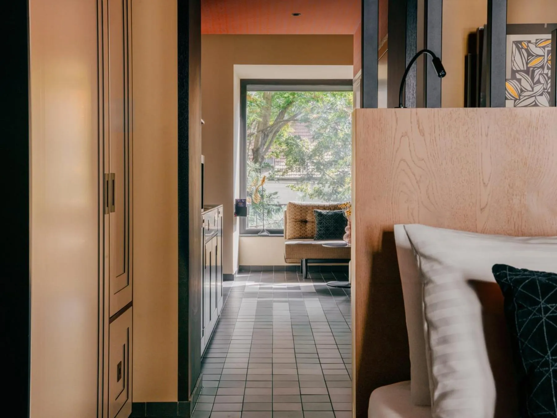 Living room, Bed in WELTWIEN Luxury Art Apartments & Free Parking