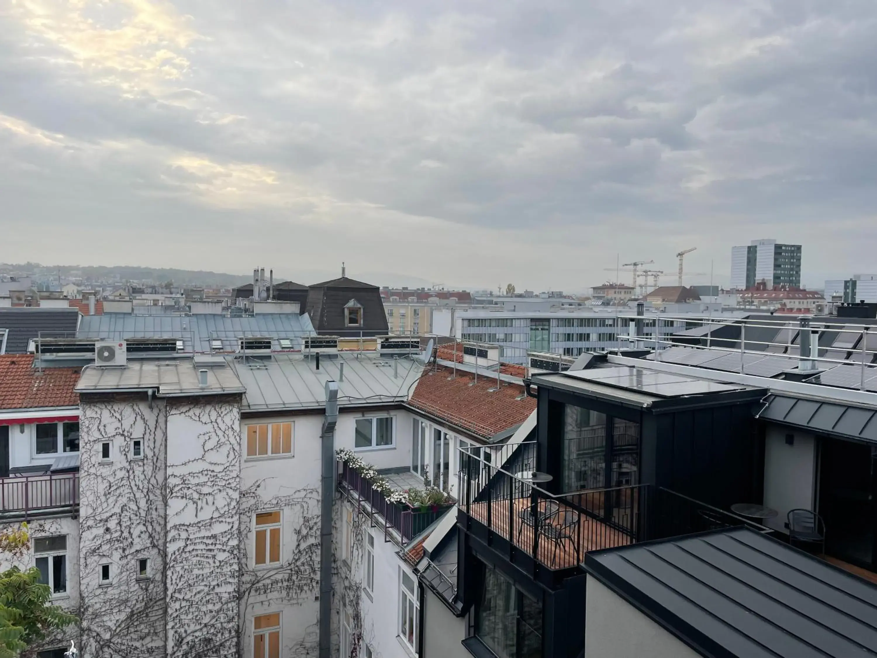 Property building in WELTWIEN Luxury Art Apartments & Free Parking Property building in WELTWIEN Luxury Art Apartments & Free Parking