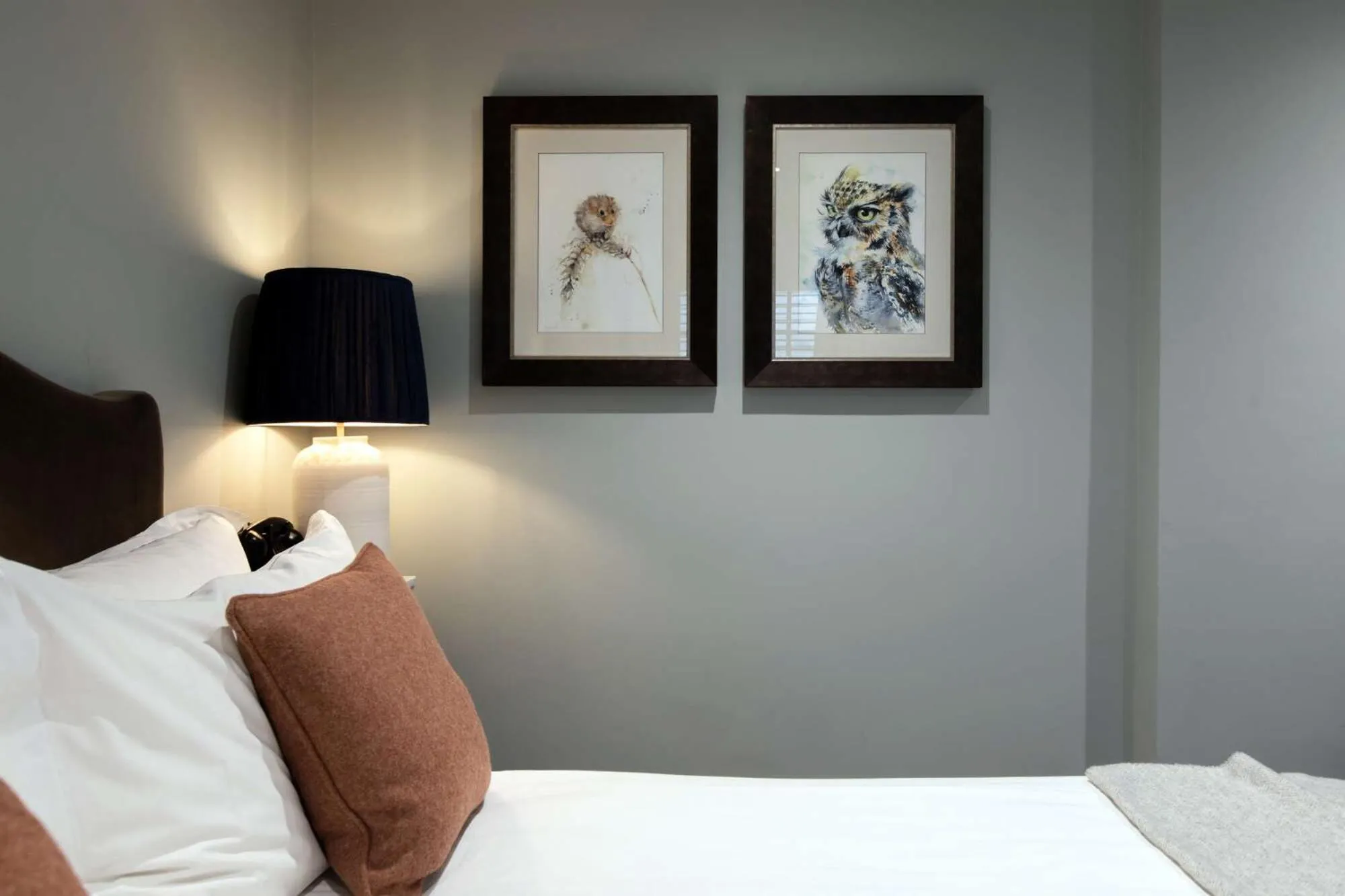 Bed in The Wheatsheaf Inn