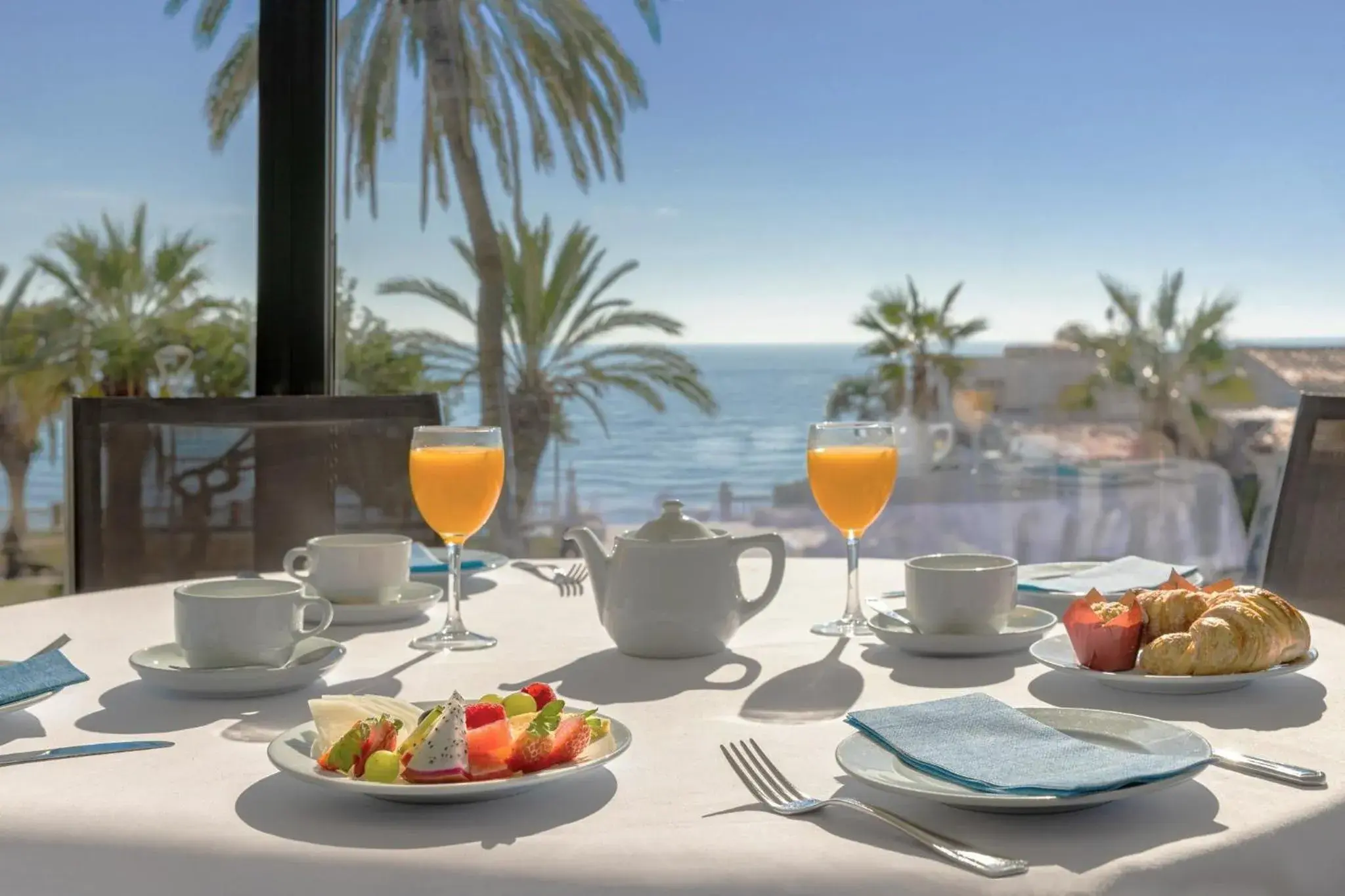 Buffet breakfast in Calipolis Buffet breakfast in Calipolis