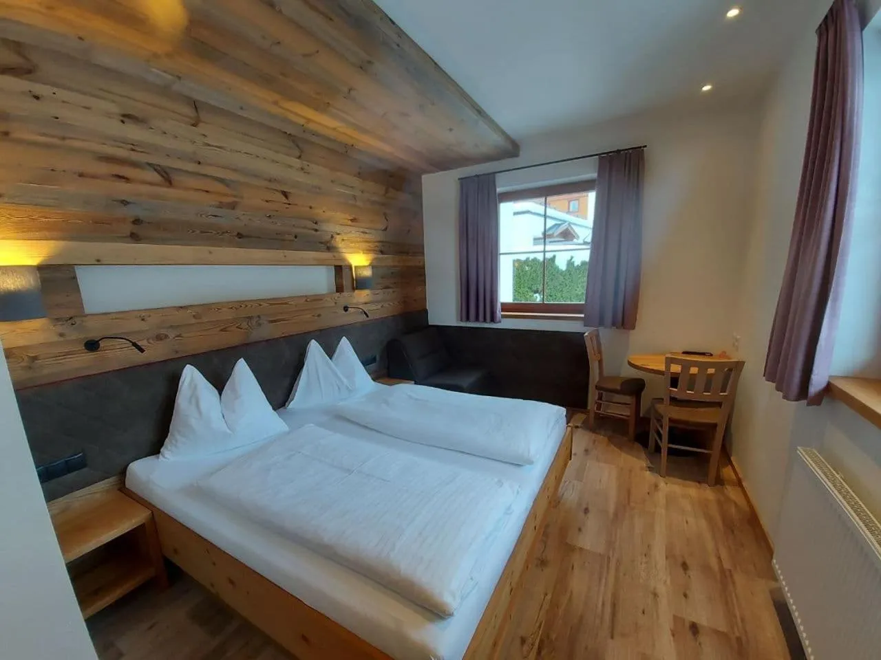Bedroom, Bed in Hotel Starjet