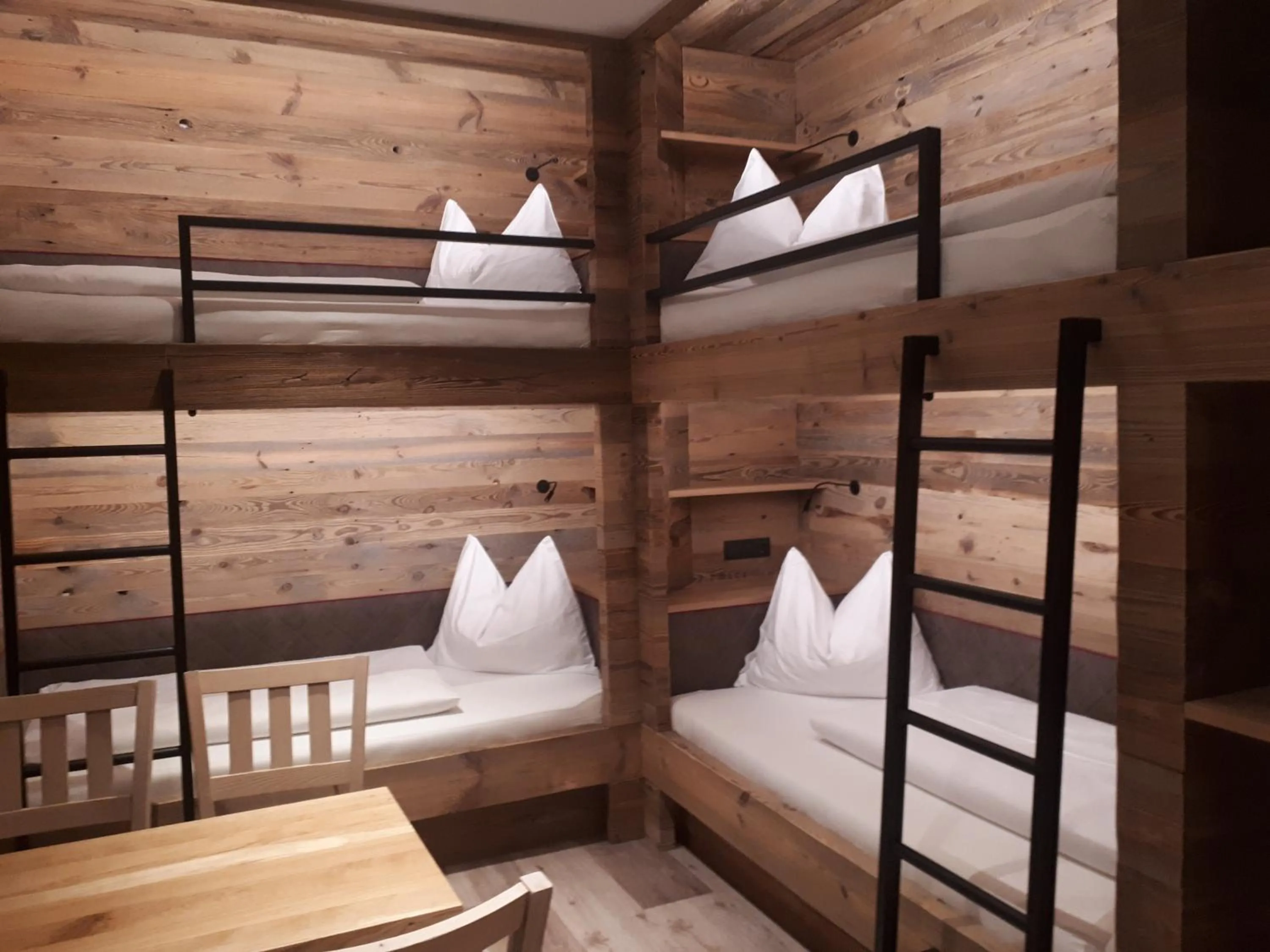 Bedroom, Bed in Hotel Starjet