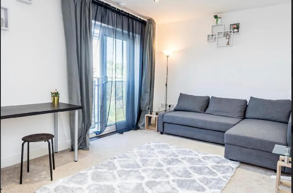 Living room in Bayview Apartments