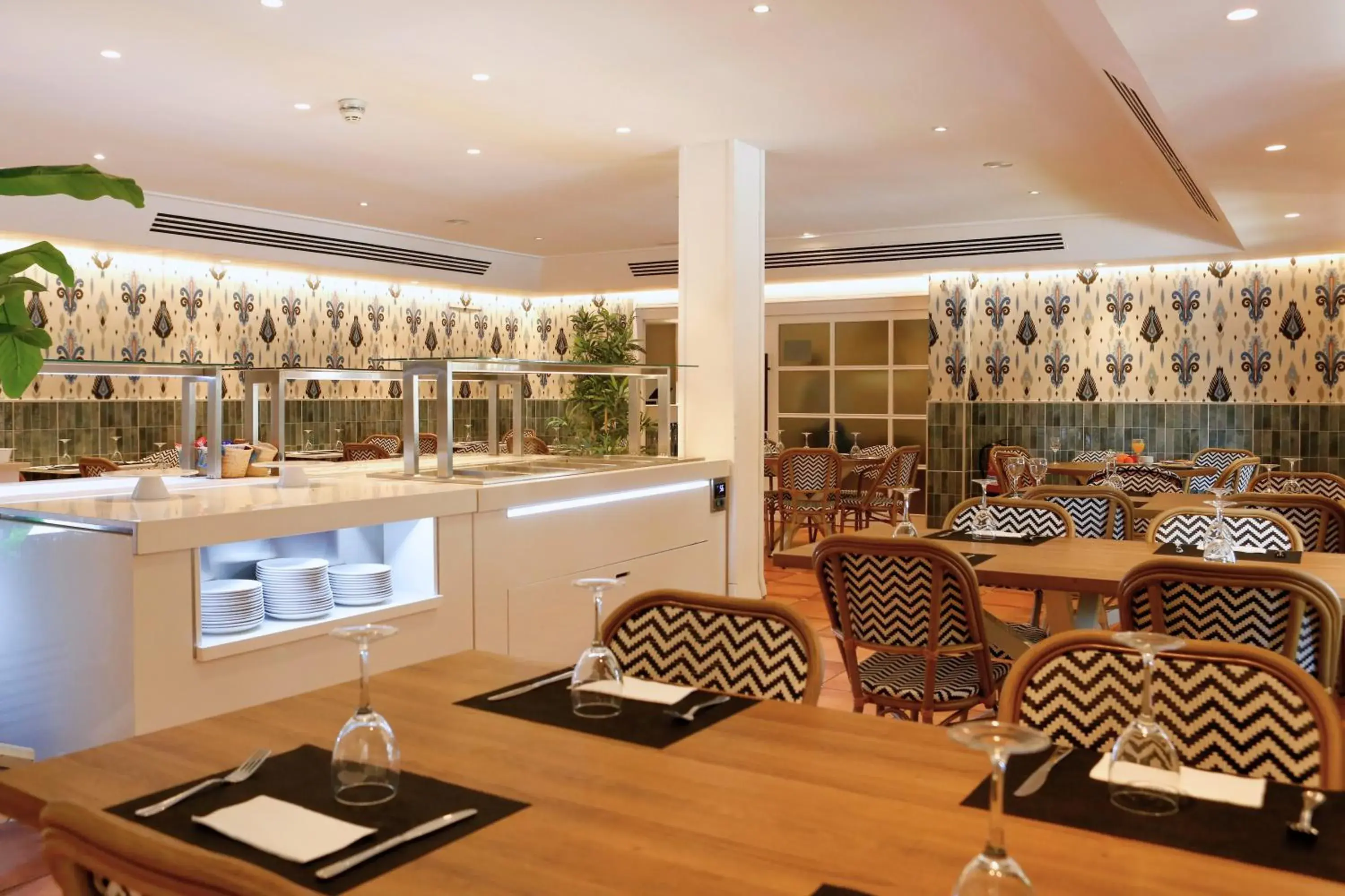 Restaurant/places to eat in Intelier Bonaire Restaurant/places to eat in Intelier Bonaire