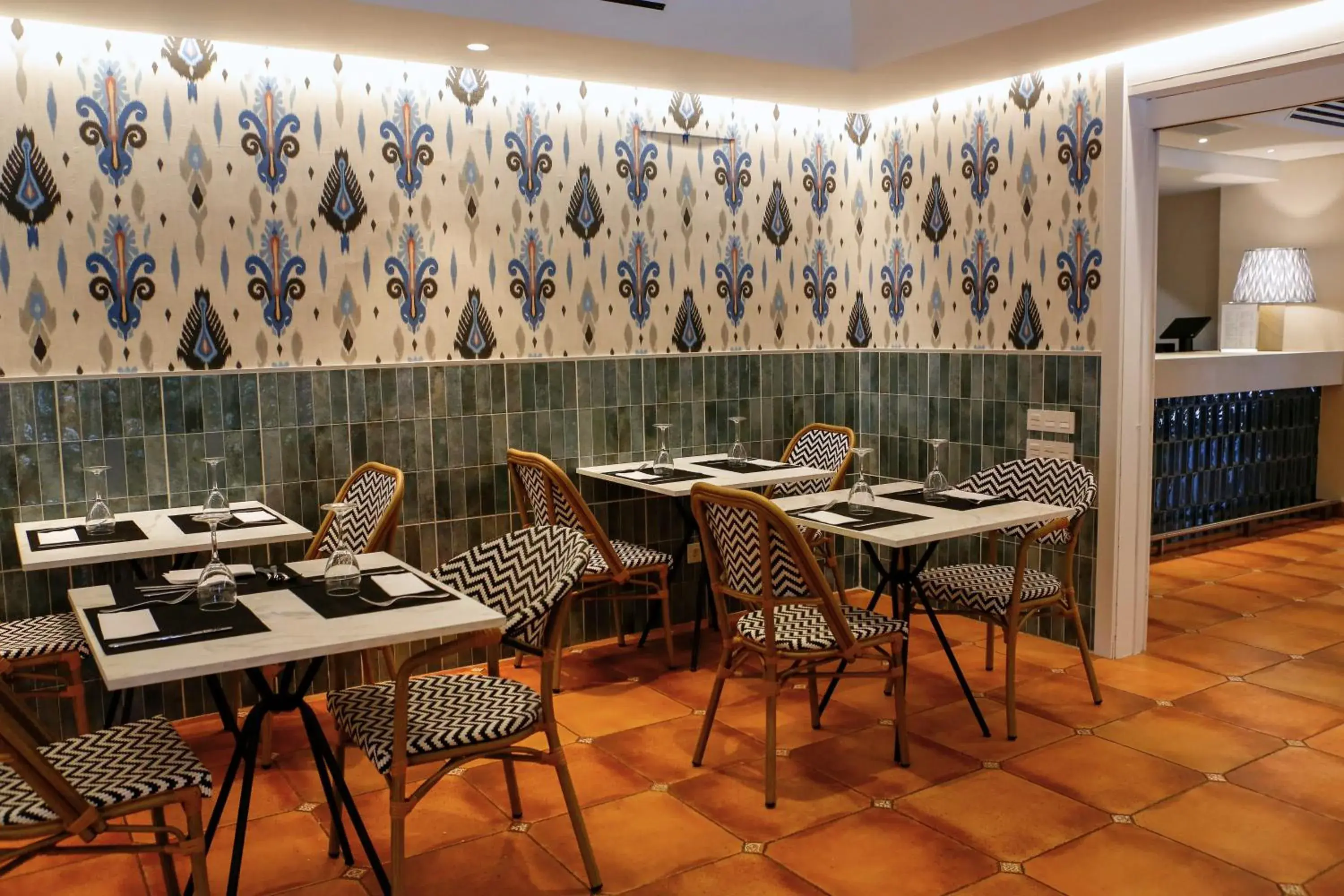 Lounge or bar in Intelier Bonaire Lounge or bar in Intelier Bonaire