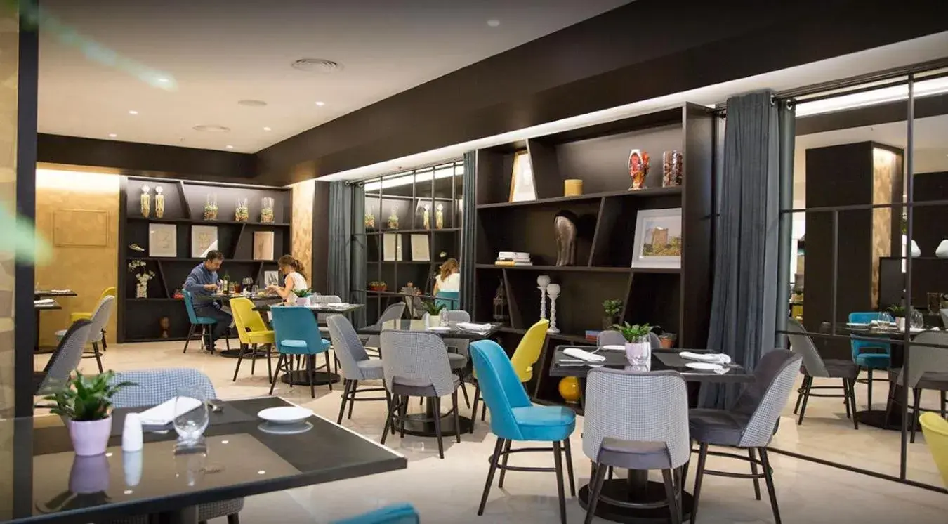 Restaurant/places to eat in Intelier Rosa Restaurant/places to eat in Intelier Rosa